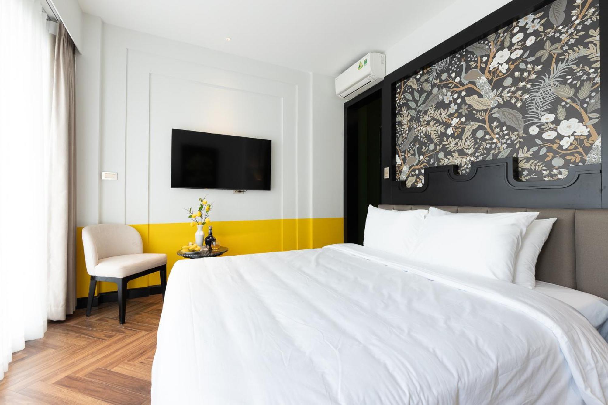 Hotel Sword