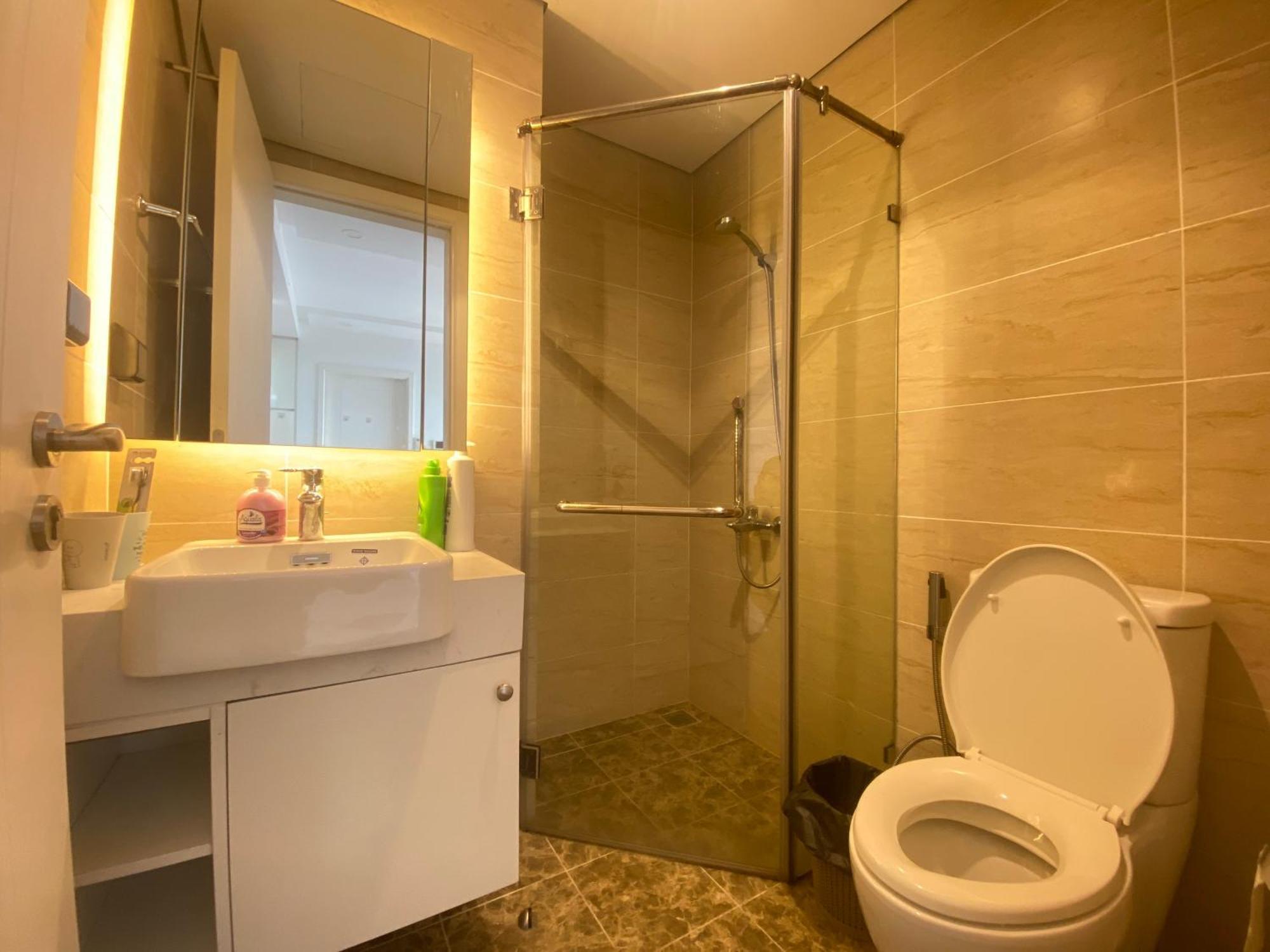 Apartment D'capitale Tran Duy Hung Ha Noi 2 Phong Ngu Bon Tam Thu Gian *