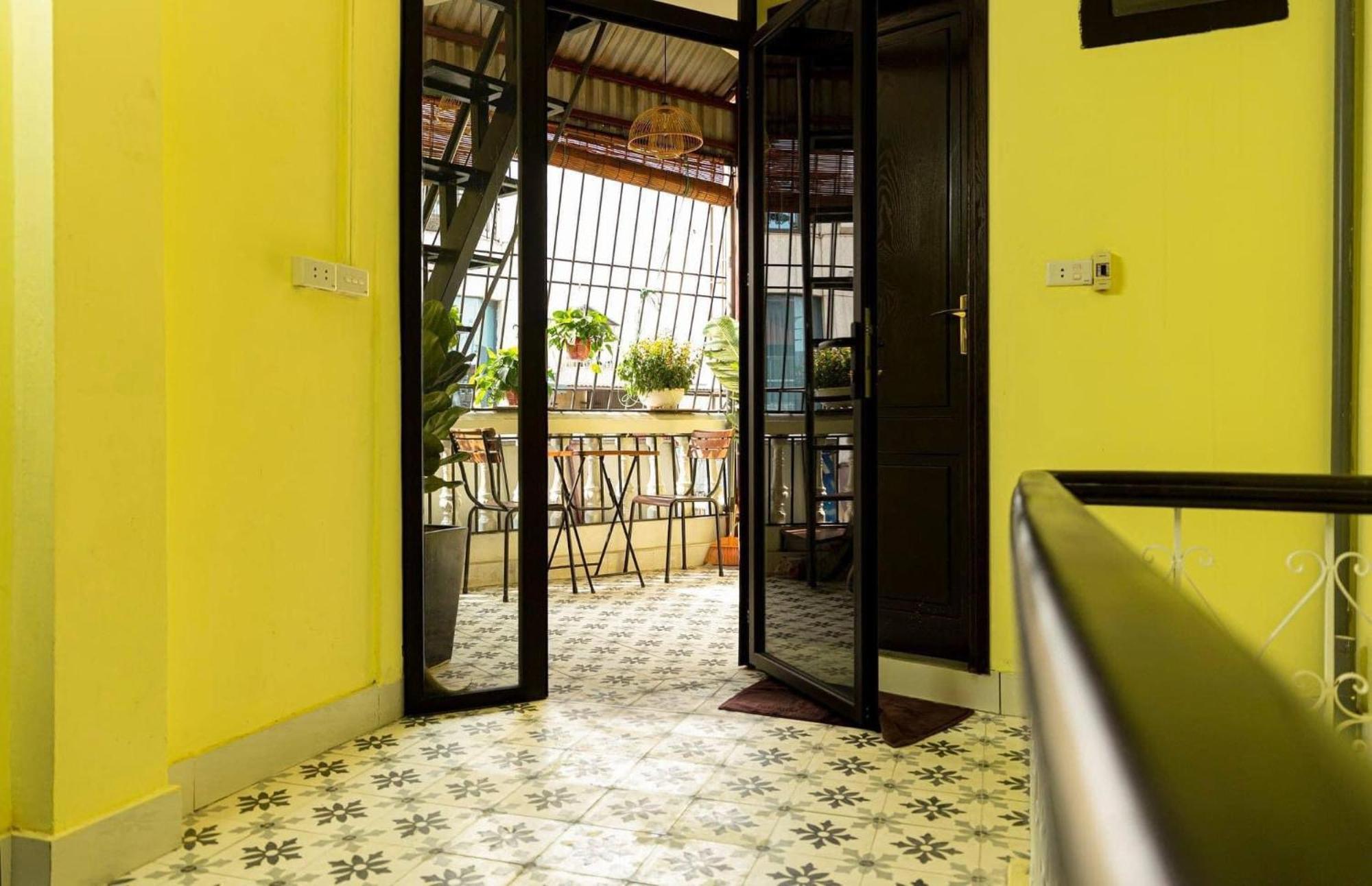 Linna's - Center - Old Quarter - Spacious - Train Street Guest house *