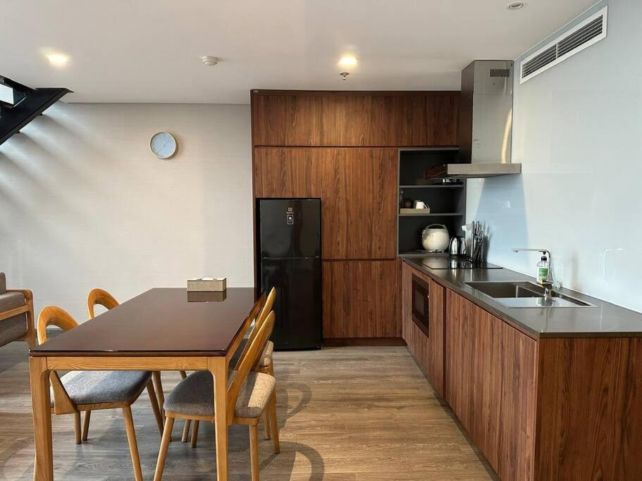 Duplex At Pentstudio Westlake - 2h * Hanoi