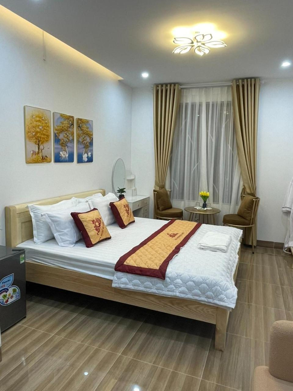 Nha Nghi Huyen Anh