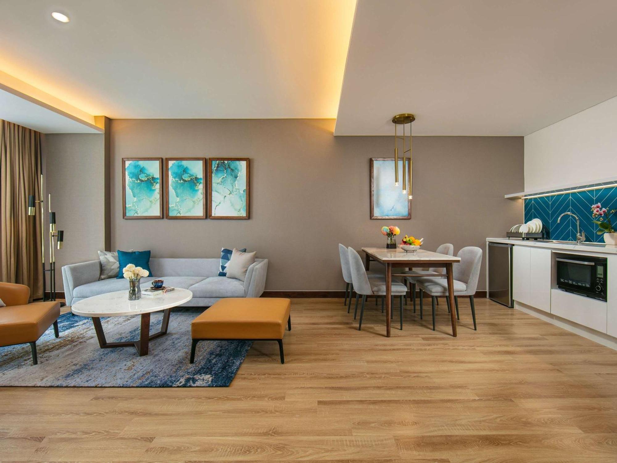 Hotel Moevenpick Living West