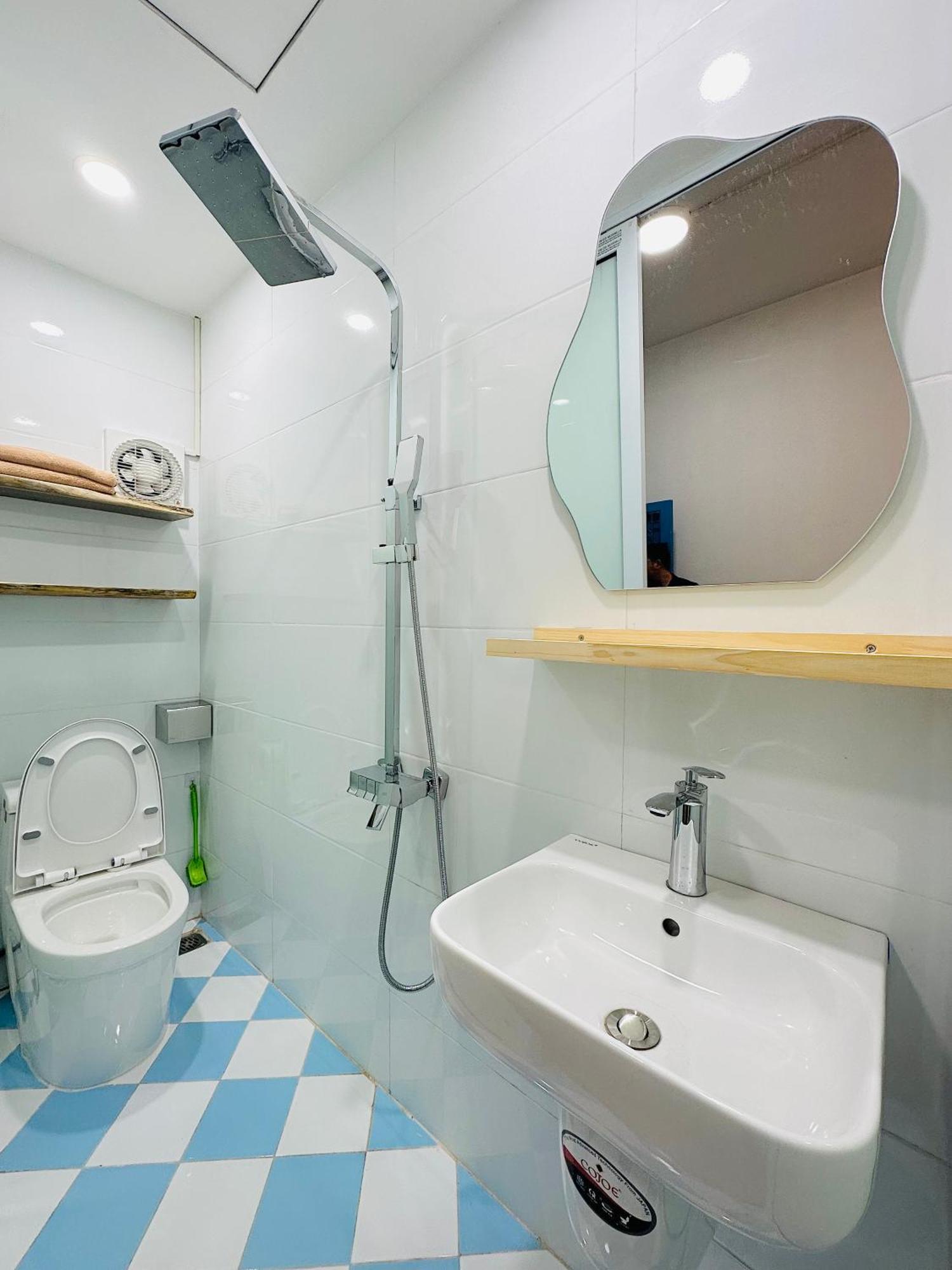 Holiday home Heart Of Hoan Kiem-rare 4br Private House Unique Design Travel Hub 13pax *