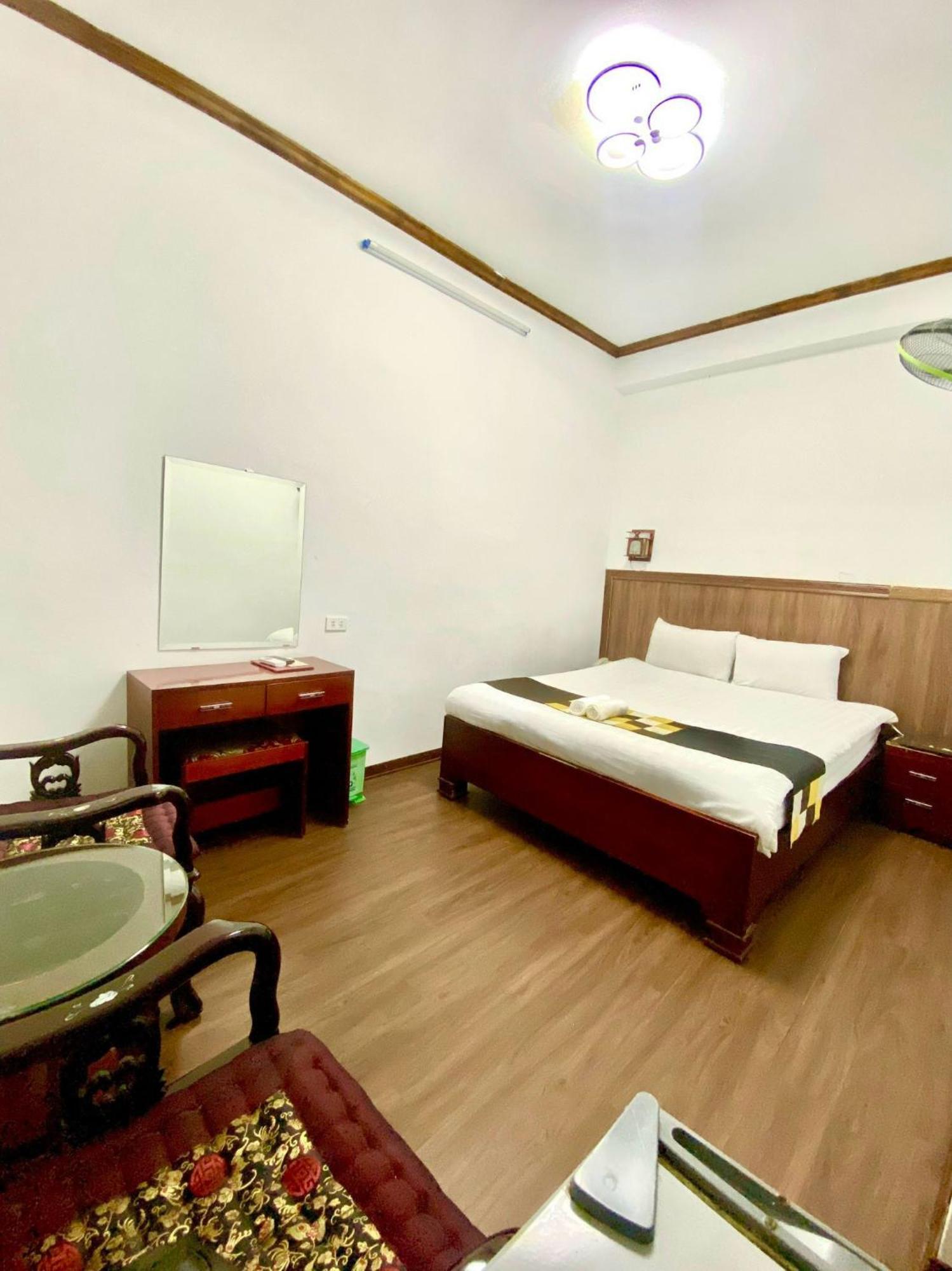 2 Long Bien Hotel Hanoi