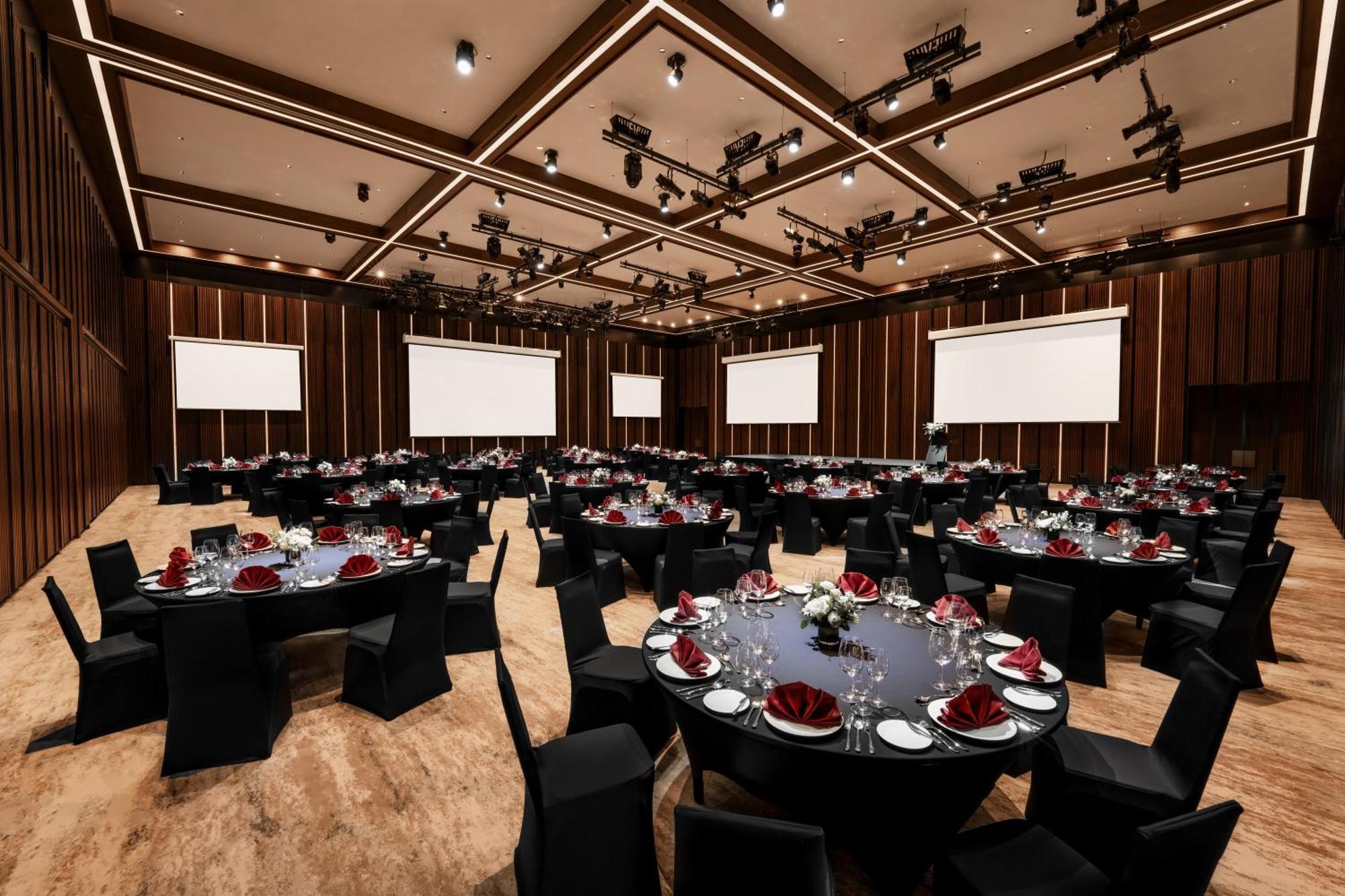 Hotel L7 West By Lotte Hanoi