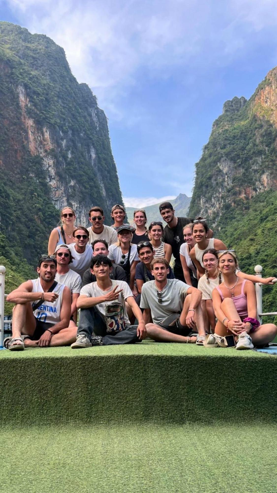 Feliz * Hà Nội