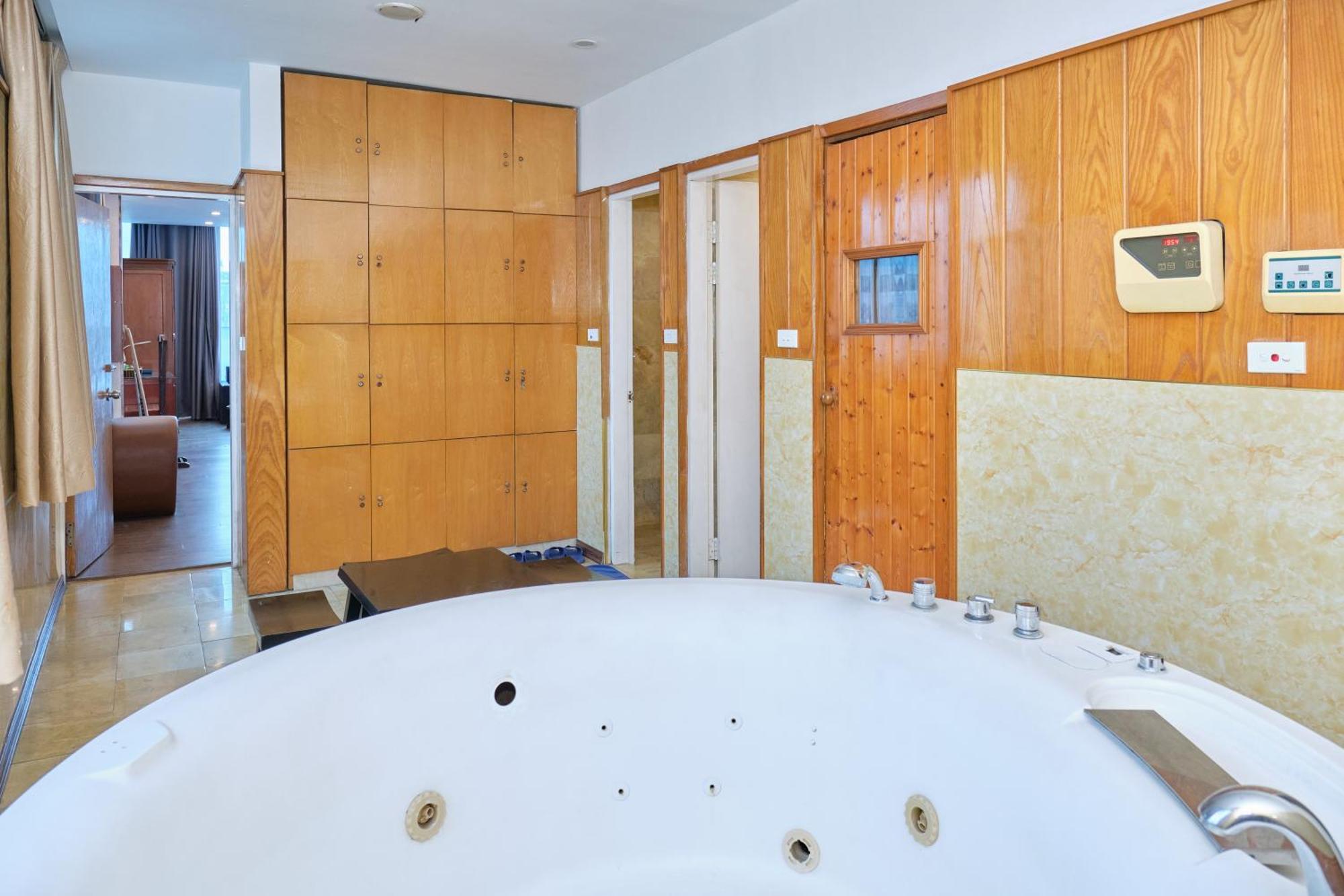 Hotel A25 - 12 Ngo Sy Lien Hanoi