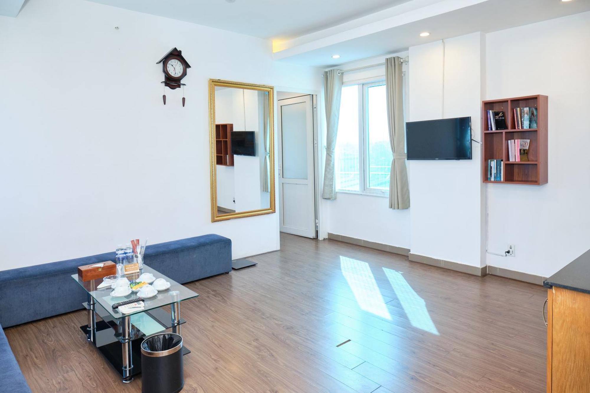 Khách sạn A25 - 28 Trần Quý Cáp