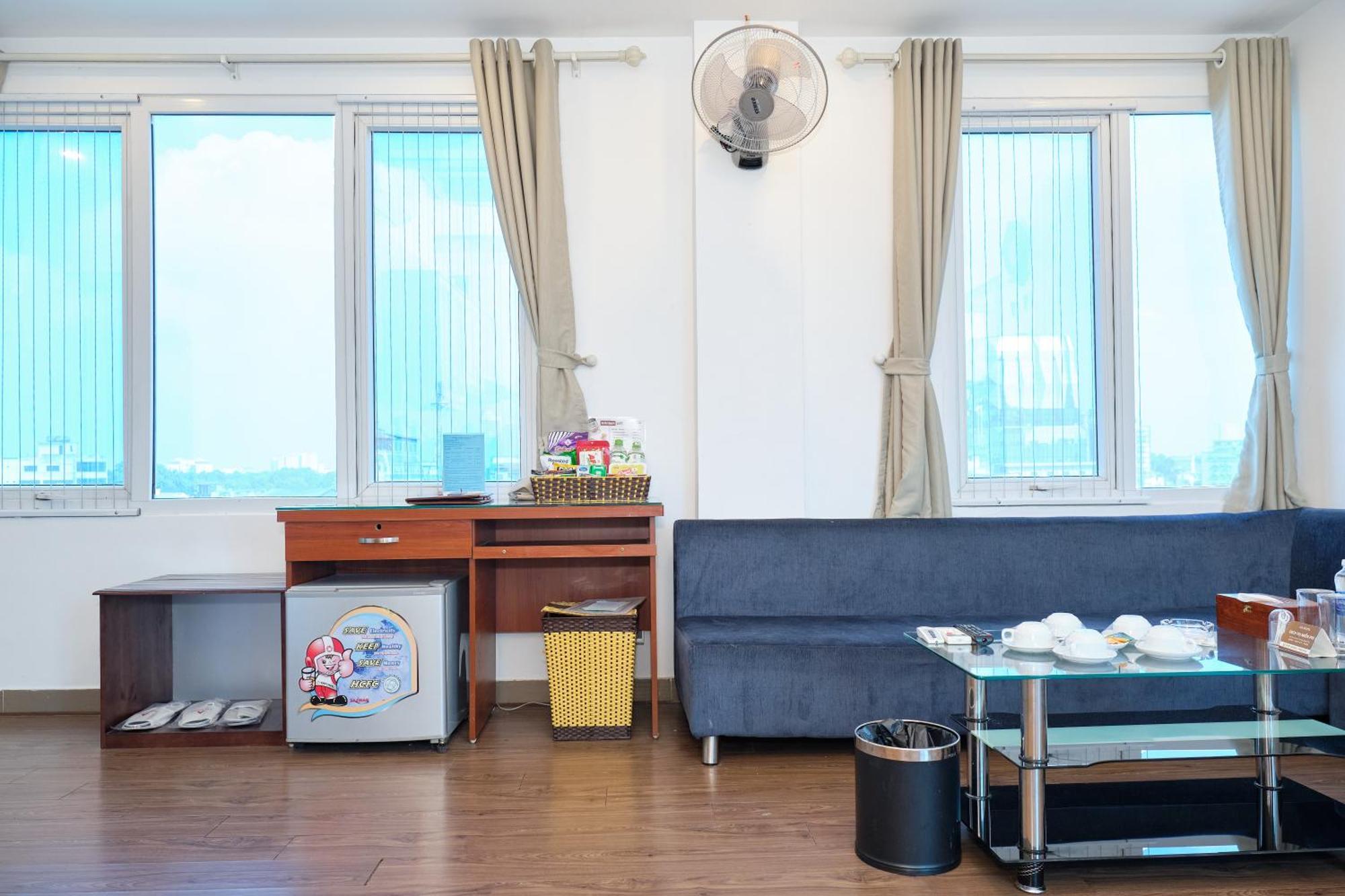 Khách sạn A25 - 28 Trần Quý Cáp Hà Nội