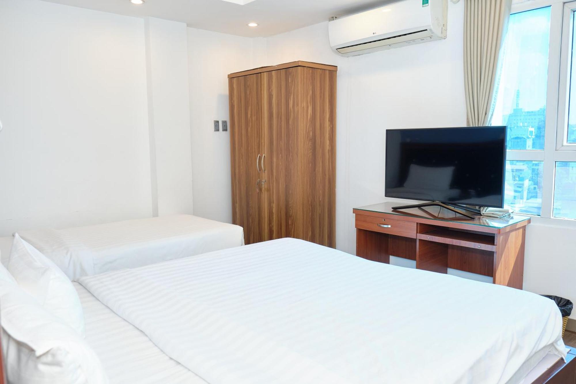 A25 - 28 Trần Quý Cáp Khách sạn Hà Nội