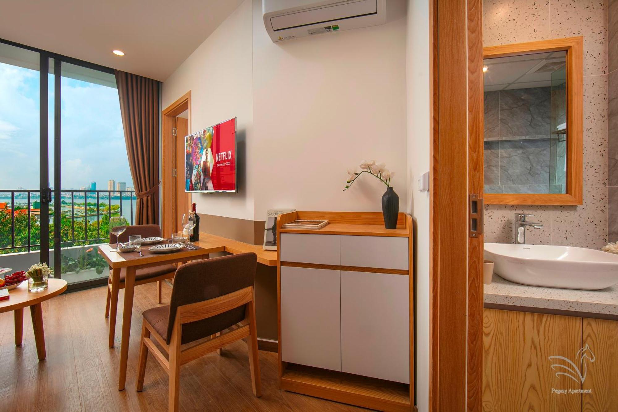 Westlake Pearl & Spa- By Pegasy Group Apartment