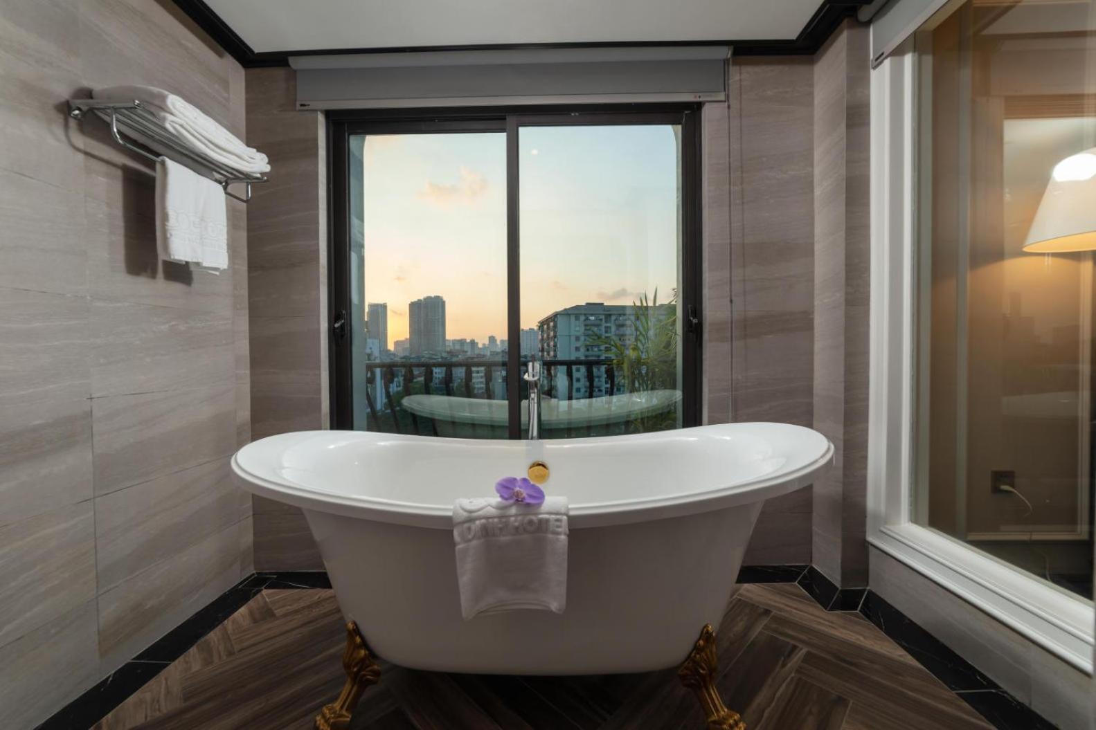 Fte Ba Dinh Hotel 4*