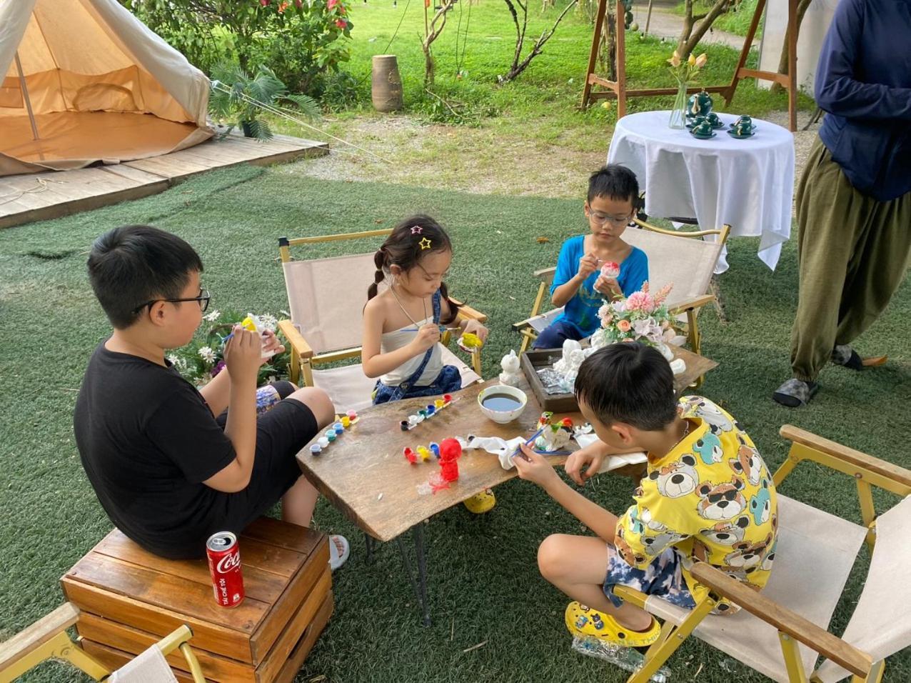 Veque Farm 08. Farm Nuoi Tho, Be Boi, Bi-a, Bbq San Vuon, Karaoke, Nha Hang, Tra Chieu Mien Phi. Villa