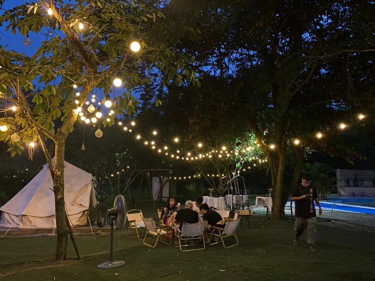 Villa Veque Farm 08. Farm Nuoi Tho, Be Boi, Bi-a, Bbq San Vuon, Karaoke, Nha Hang, Tra Chieu Mien Phi. *