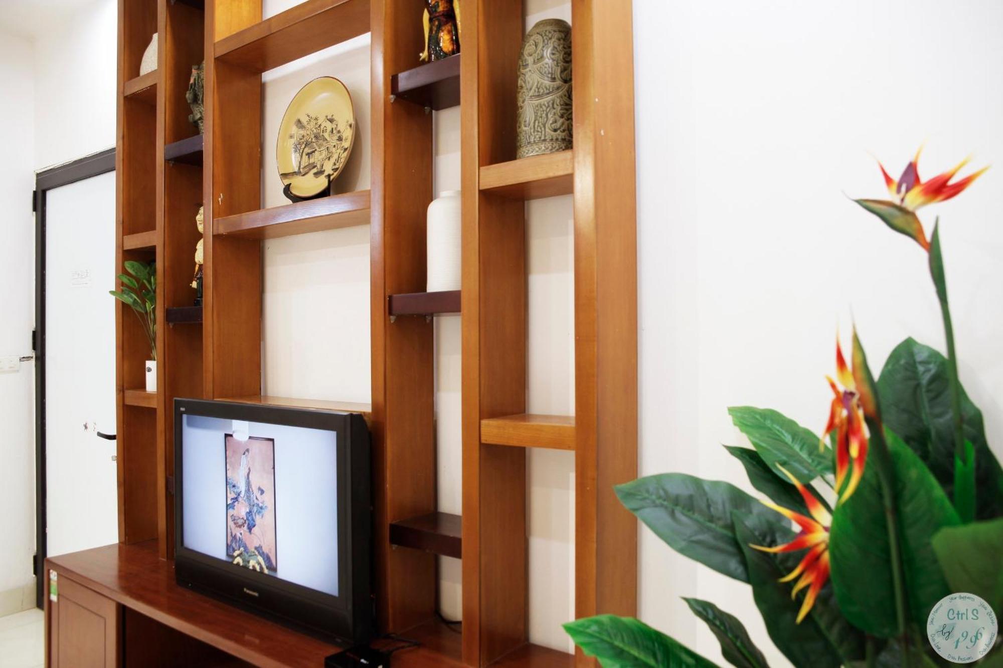 Căn hộ The Center Gem - Best Location Next To Hoan Kiem Lake - Ctrl S By 1996 - Guest House, Serviced Hà Nội