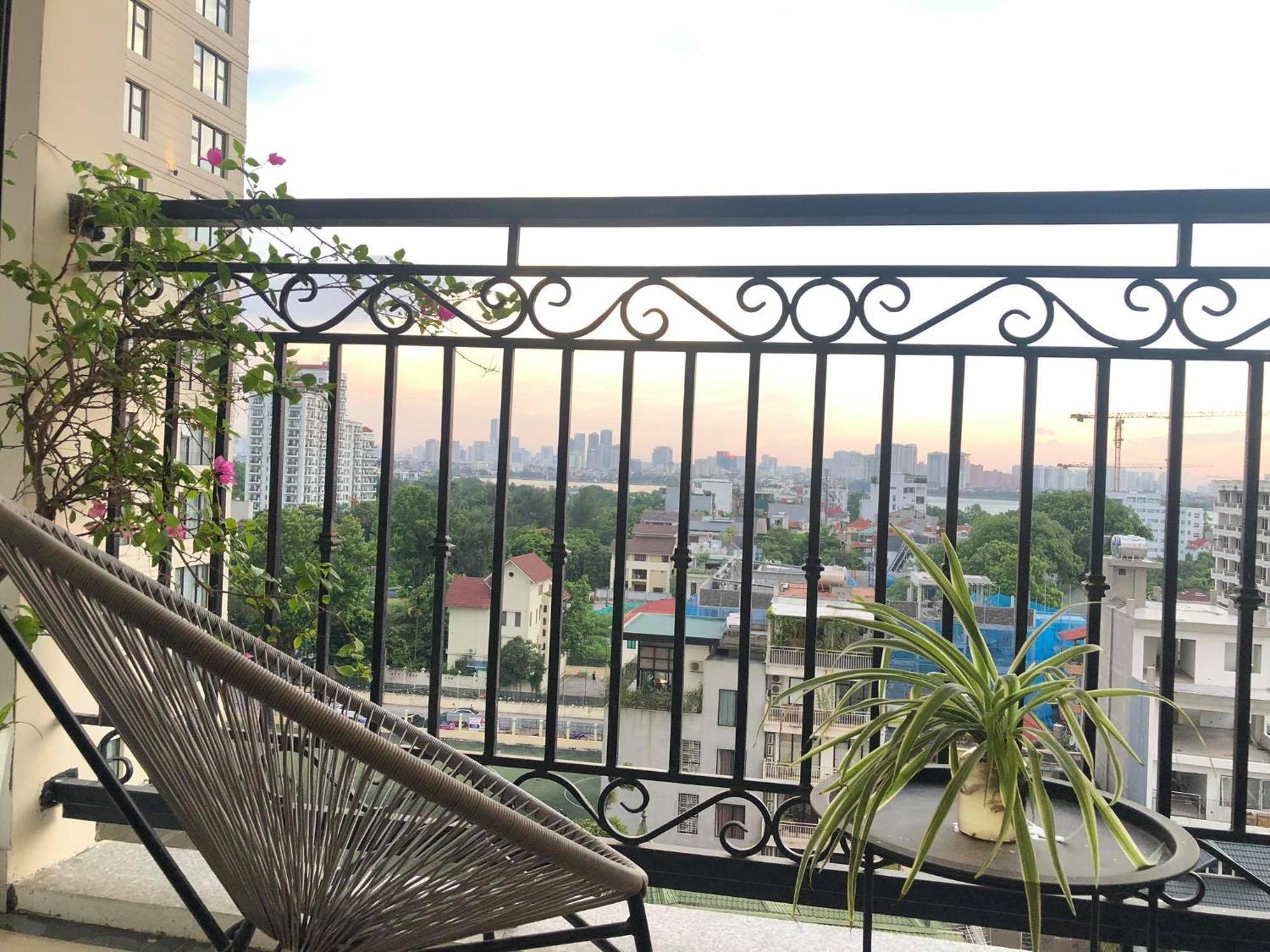 Apartment Westlake - D'le Roi Soleil Hanoi