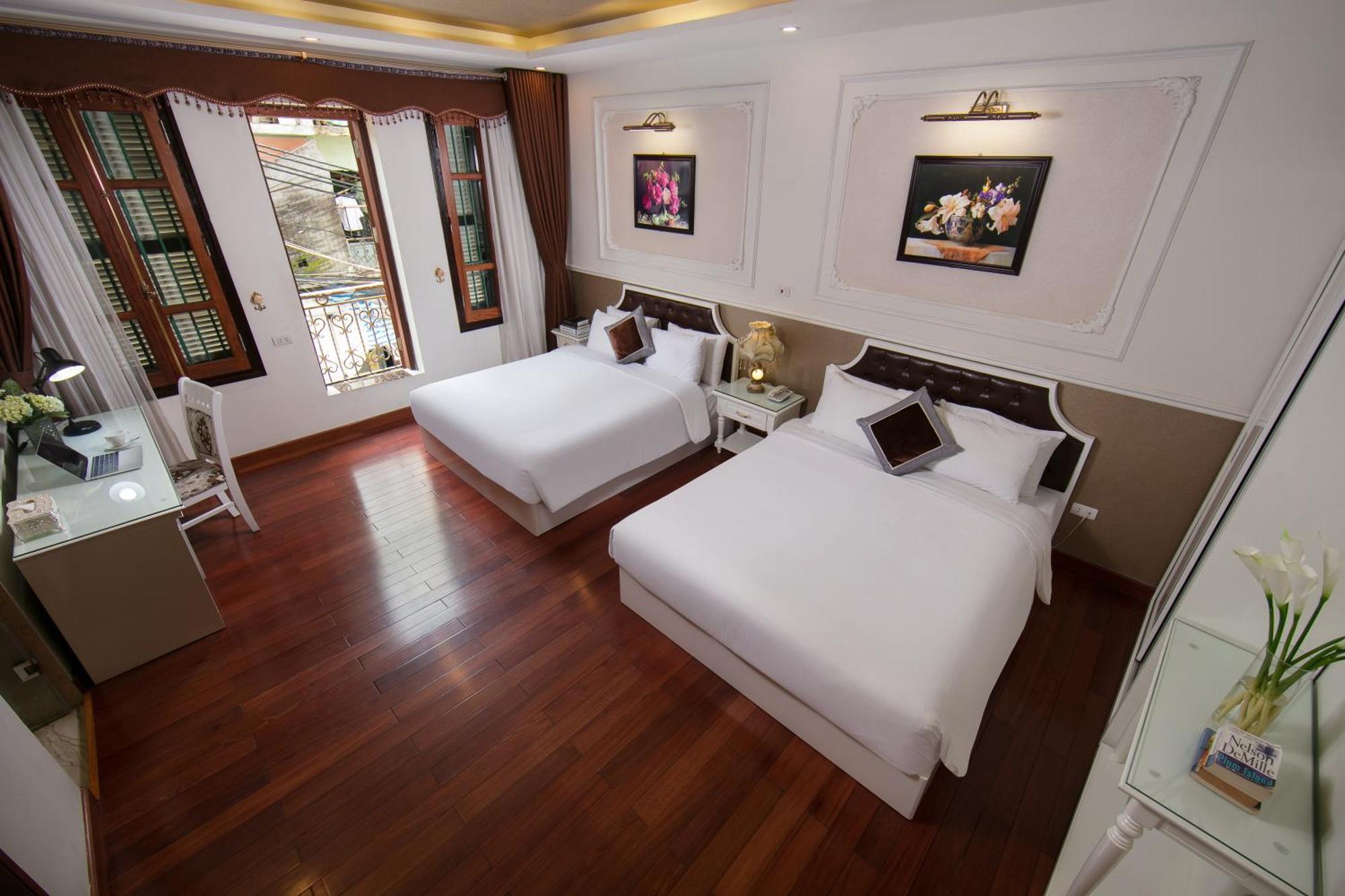 Hotel Trangtrang Premium & Sky Bar 4*