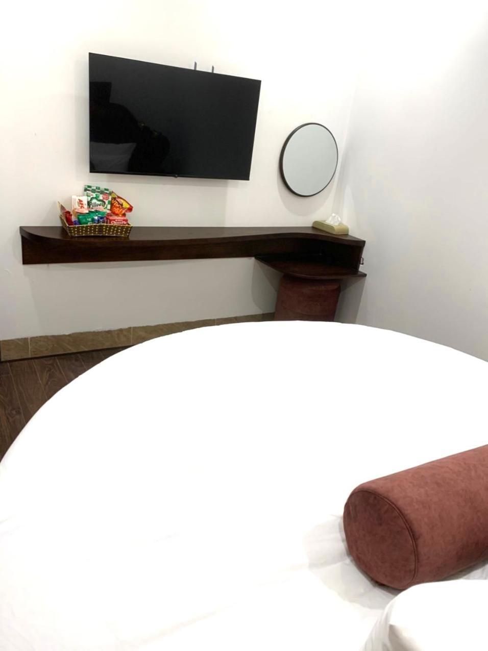 Royal Sai Dong - Long Bien Hotel