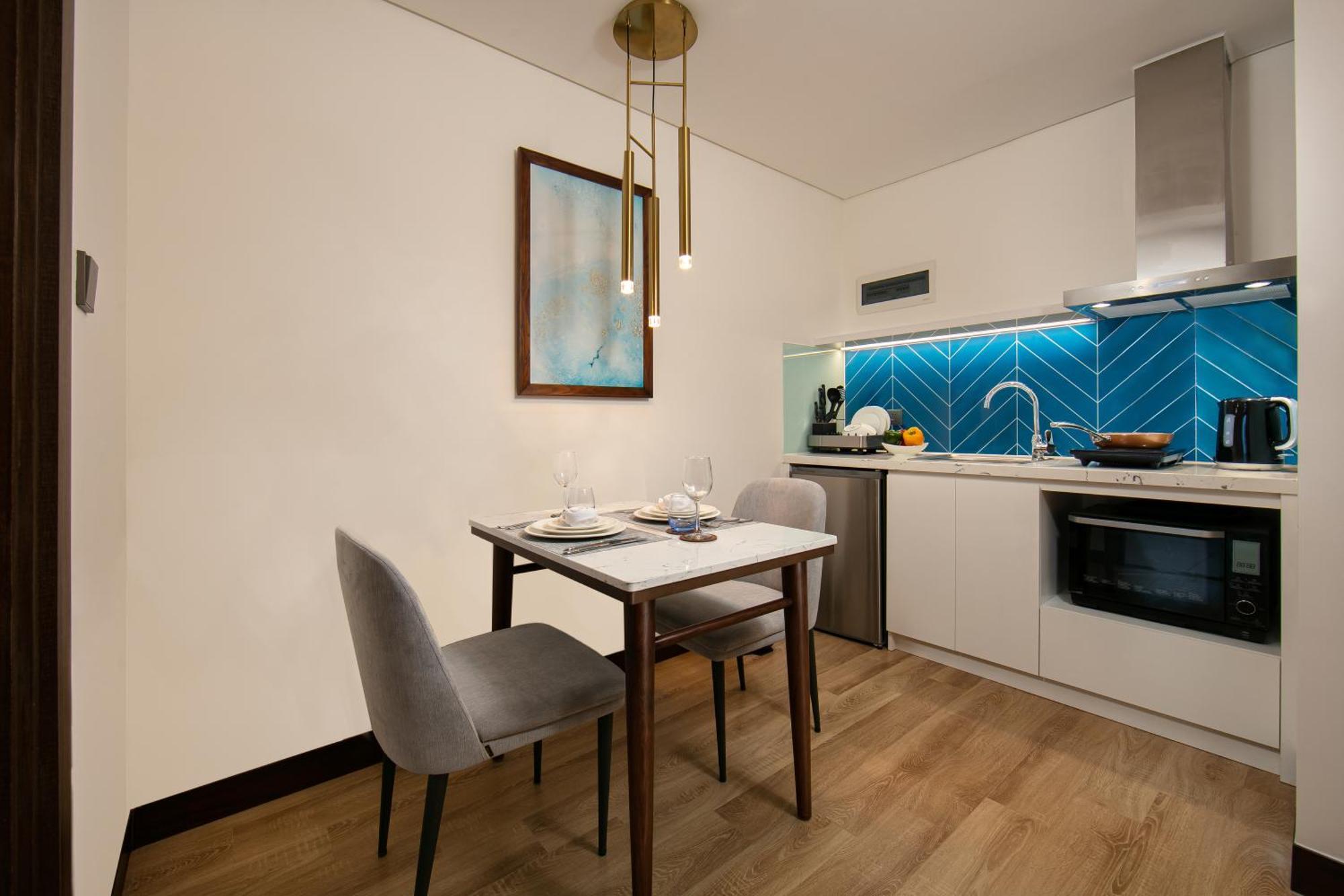 Moevenpick Living West 5*