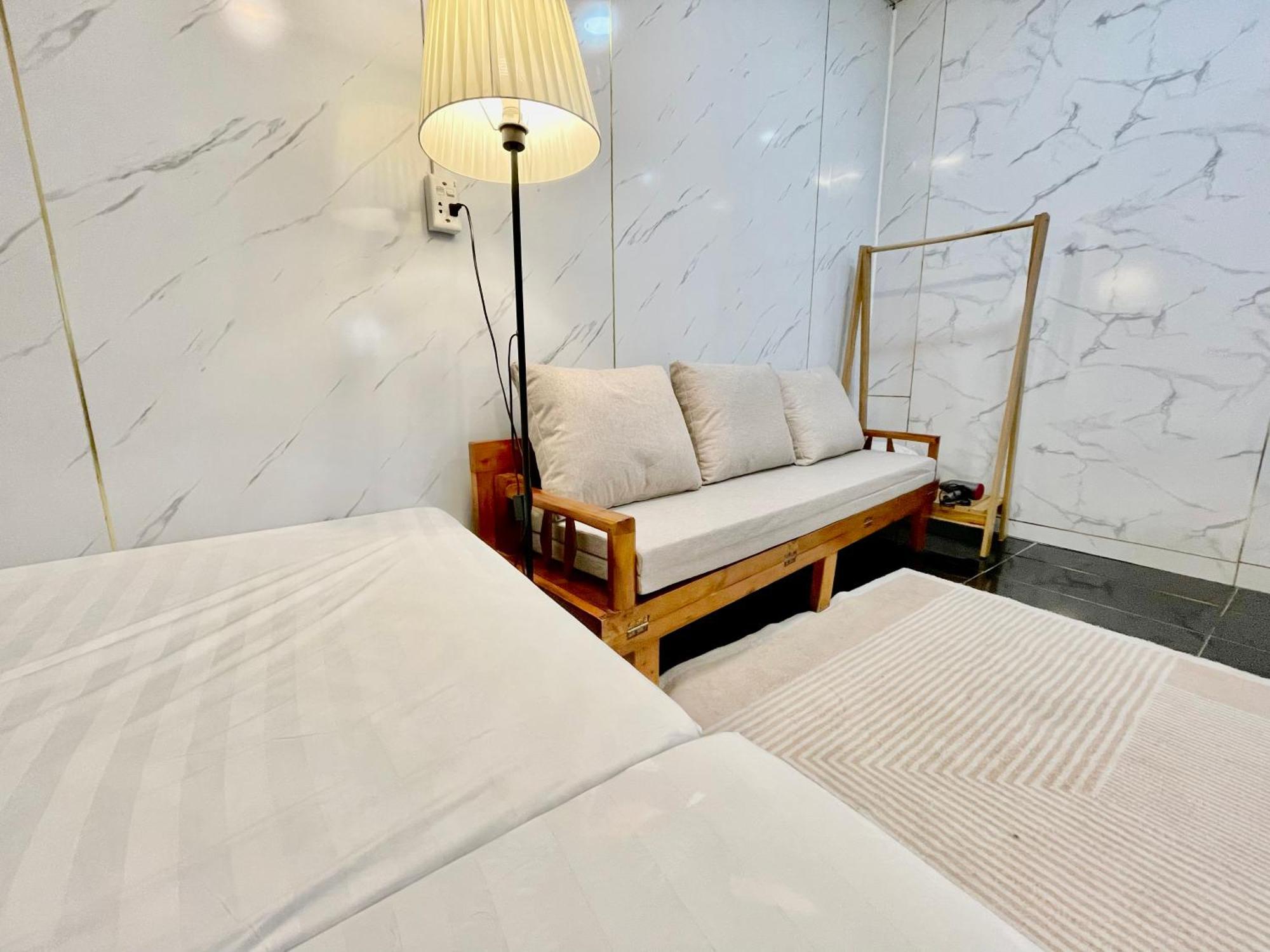 Lee Guest house Hanoi