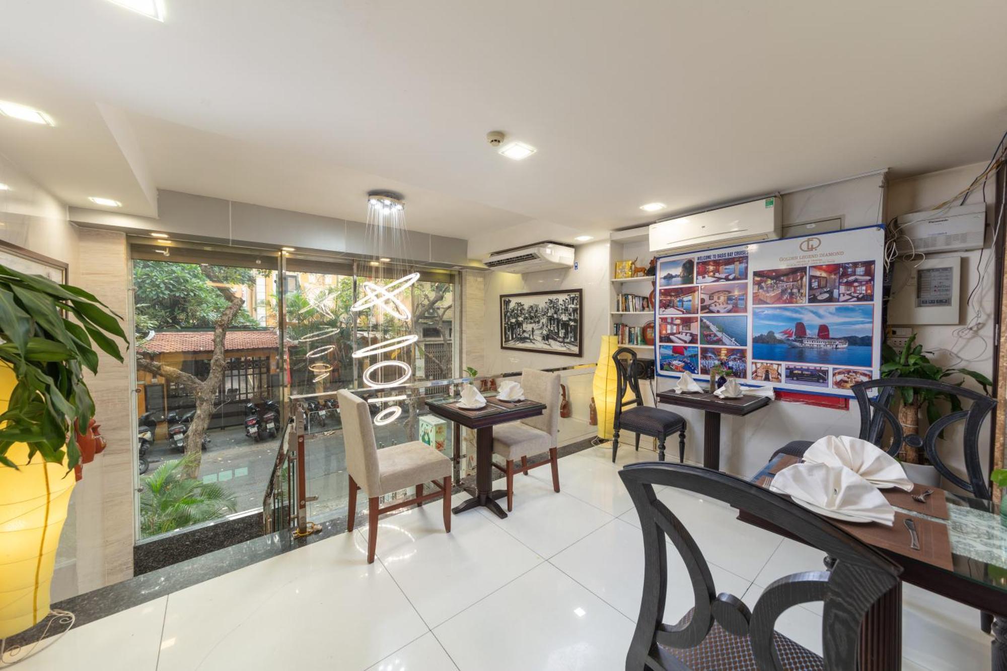 Golden Legend Diamond & Travel Hotel 3*