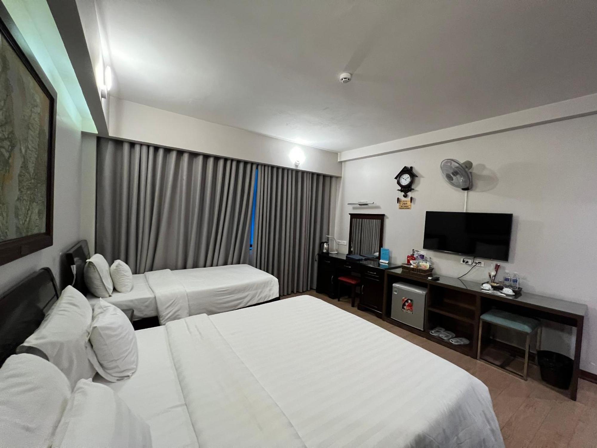 A25 - 88 Nguyen Khuyen Hotel 2*
