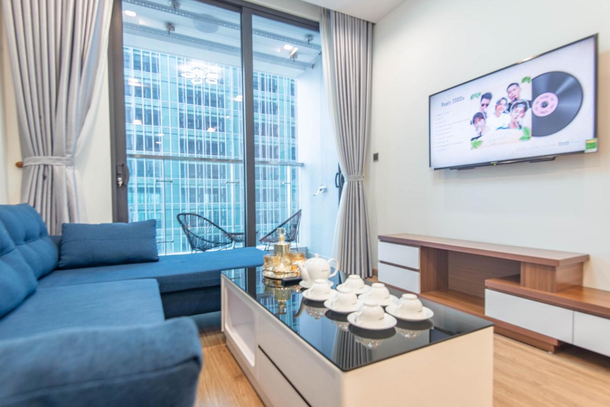 Aparthotel Royal Serviced Vinhomes Metropolis