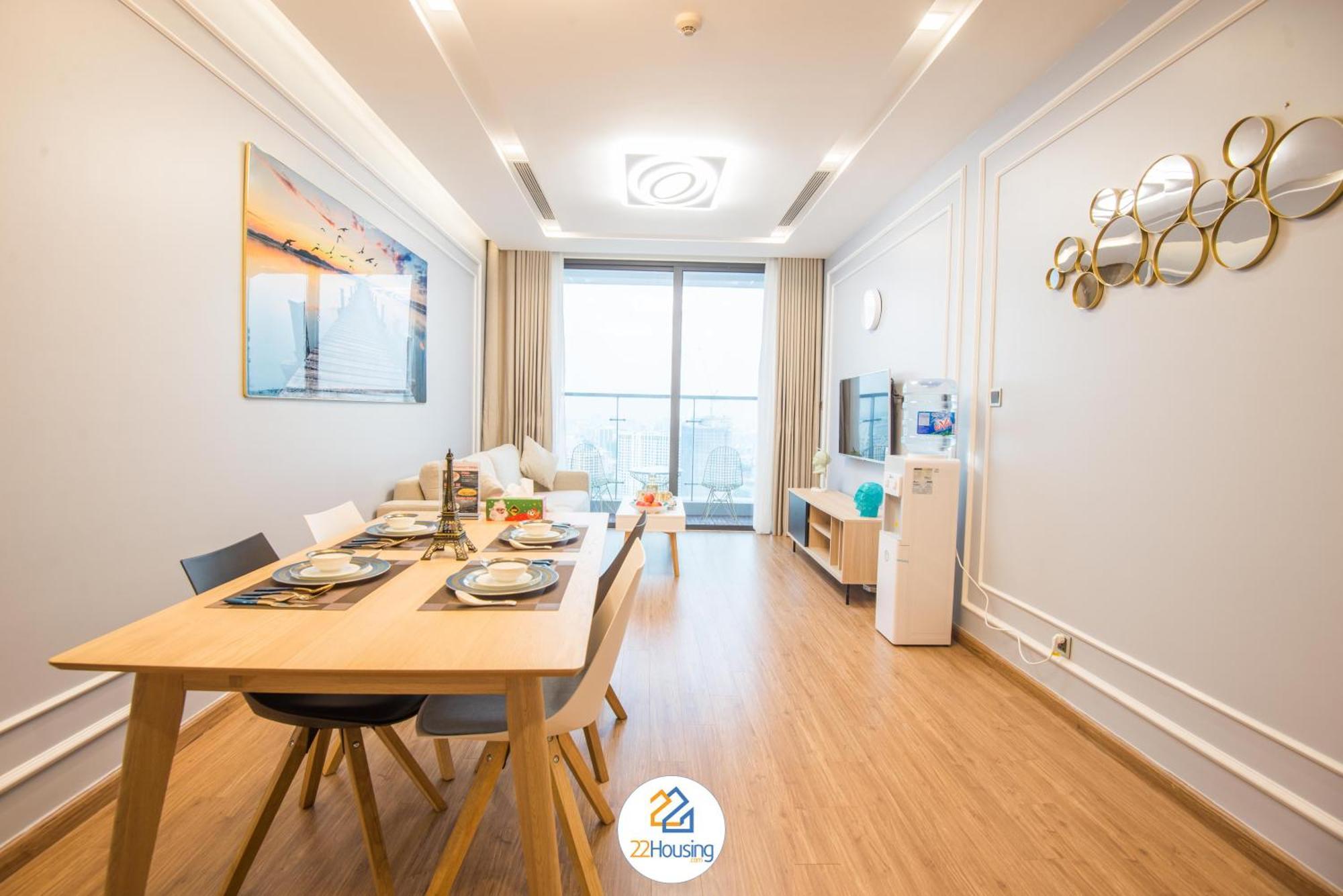 Aparthotel Royal Serviced Vinhomes Metropolis