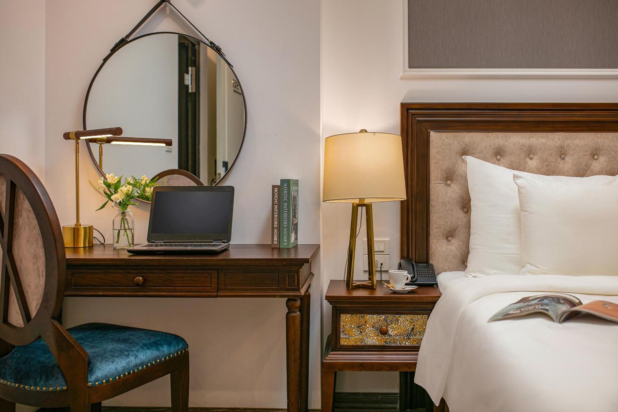 Hotel Gloud 4*