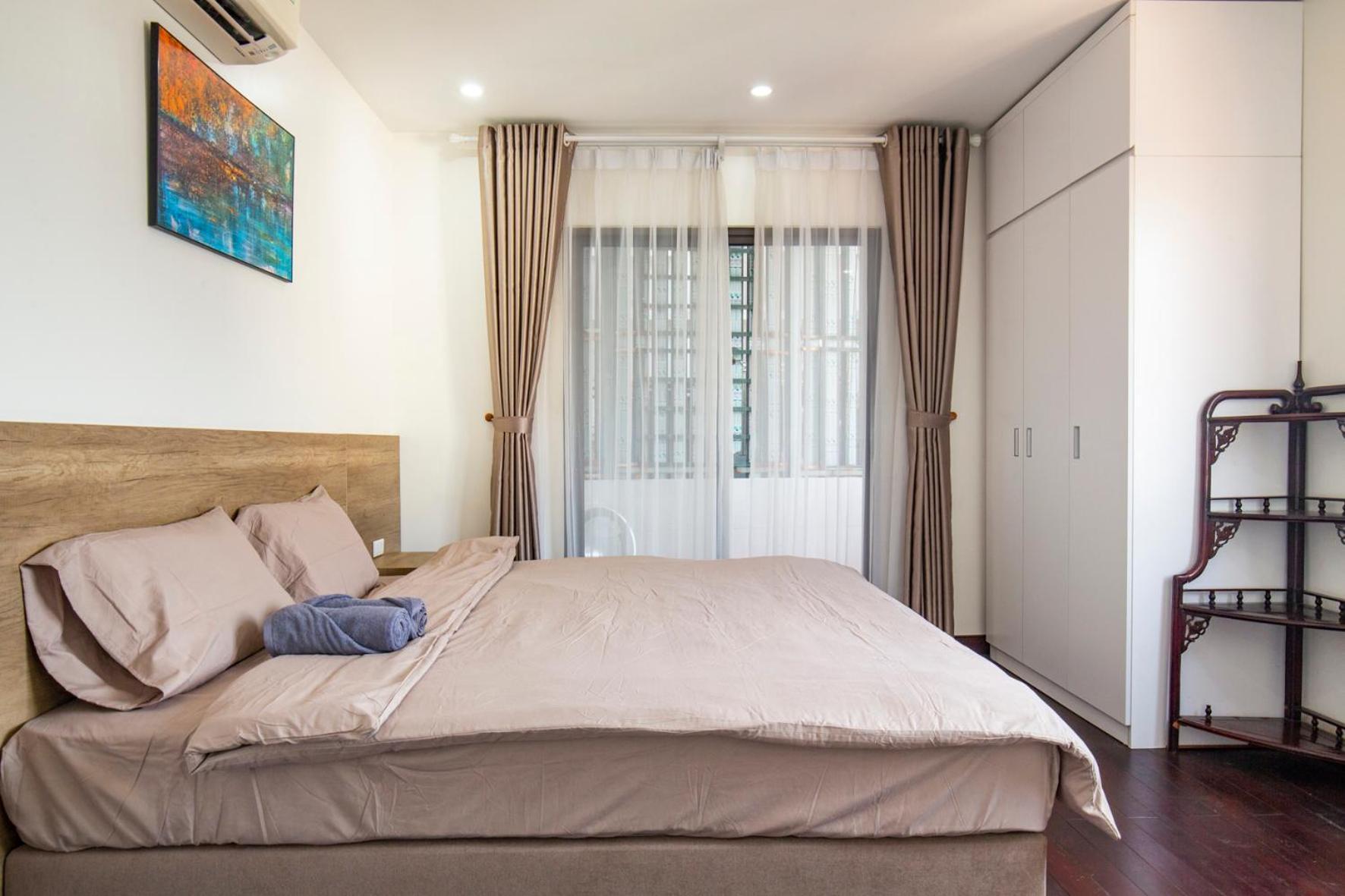 The Valley - Westlake Apartment