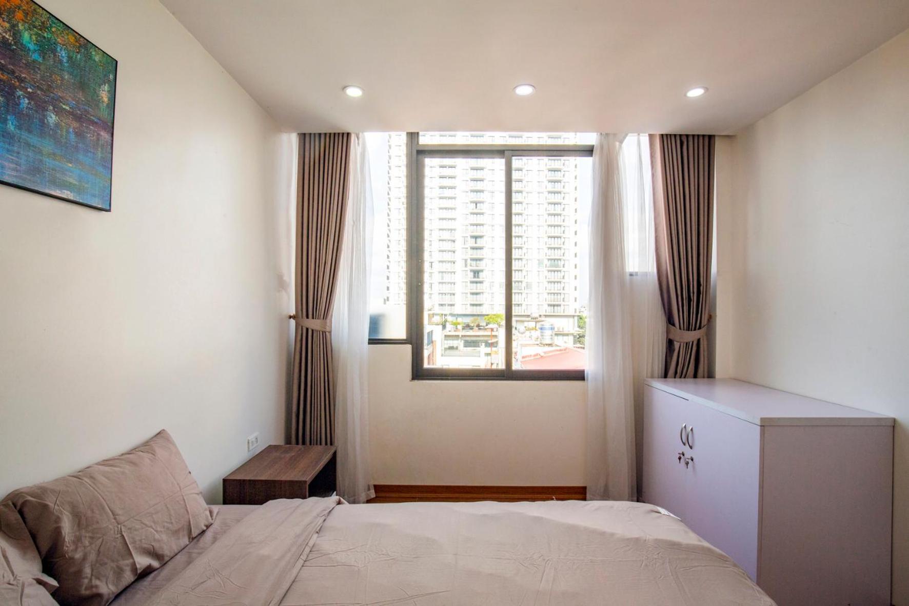 The Valley - Westlake Apartment *