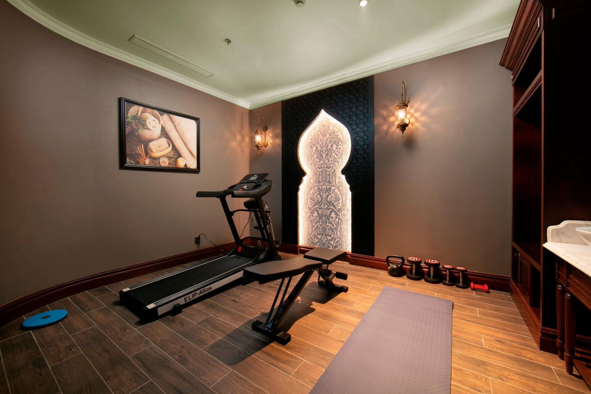 Le Chanvre & Khách sạn 4*