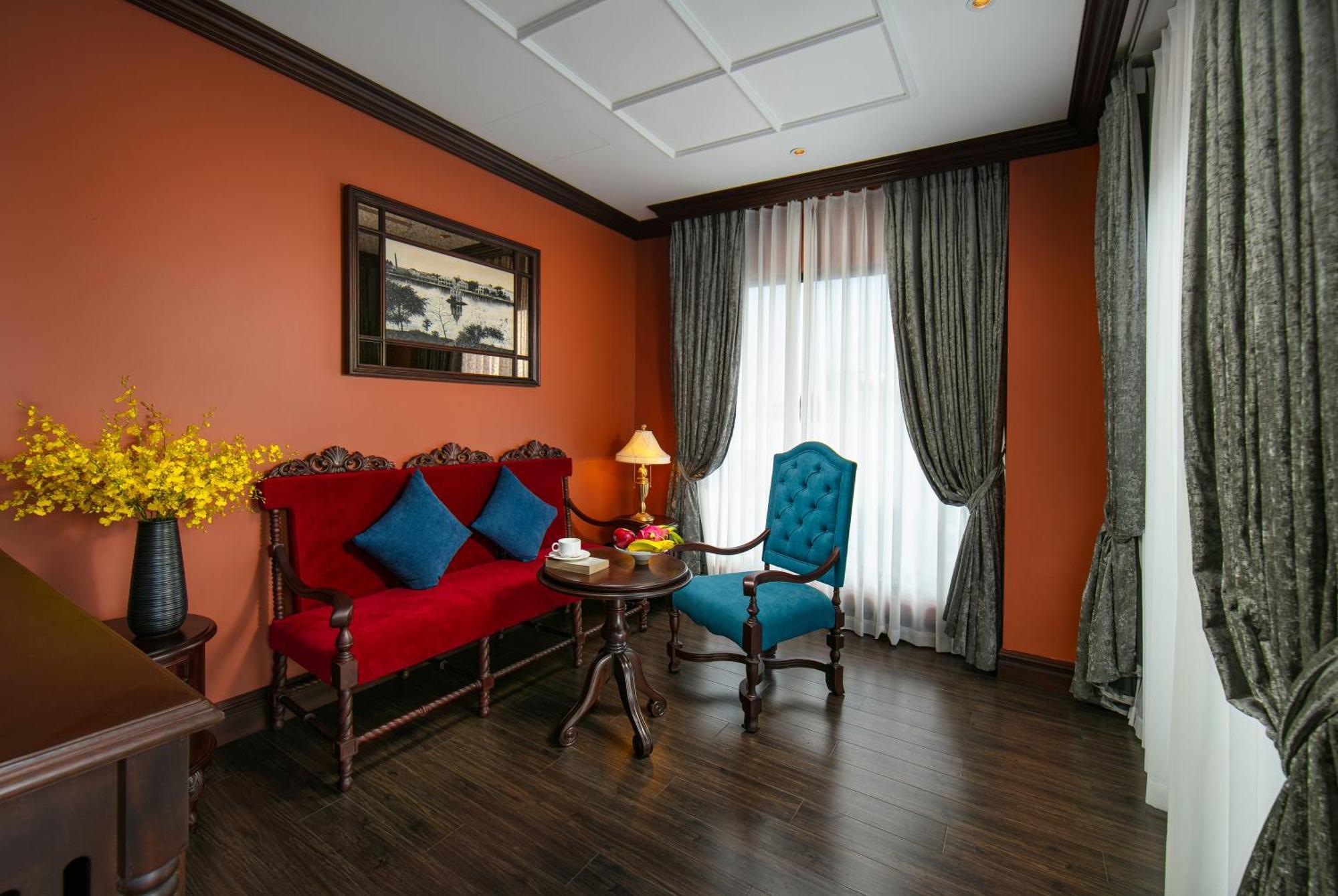 Le Chanvre & Khách sạn 4*
