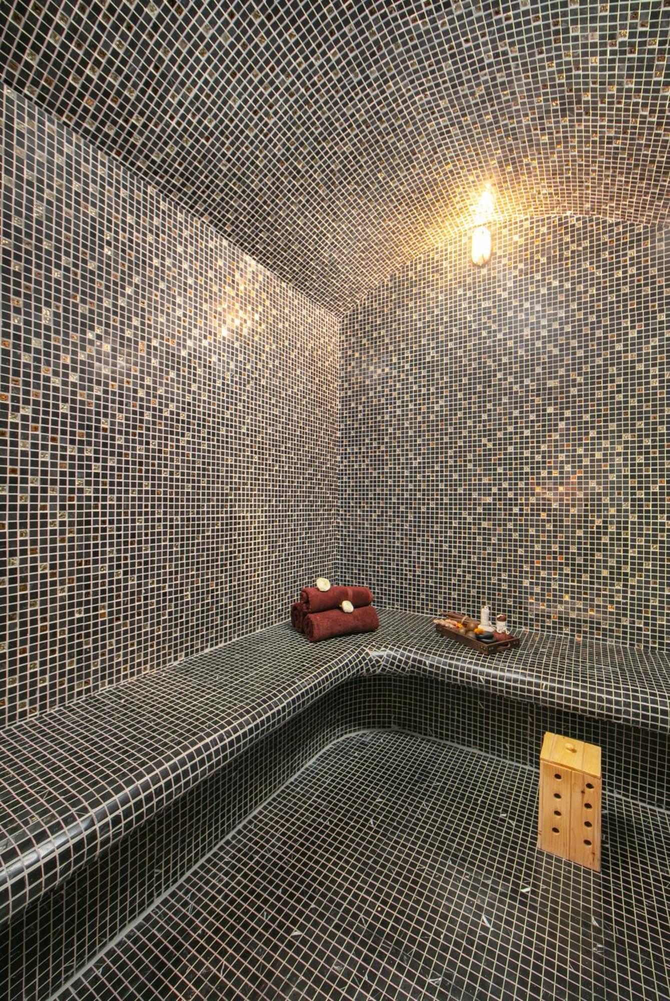 Le Chanvre & Hà Nội
