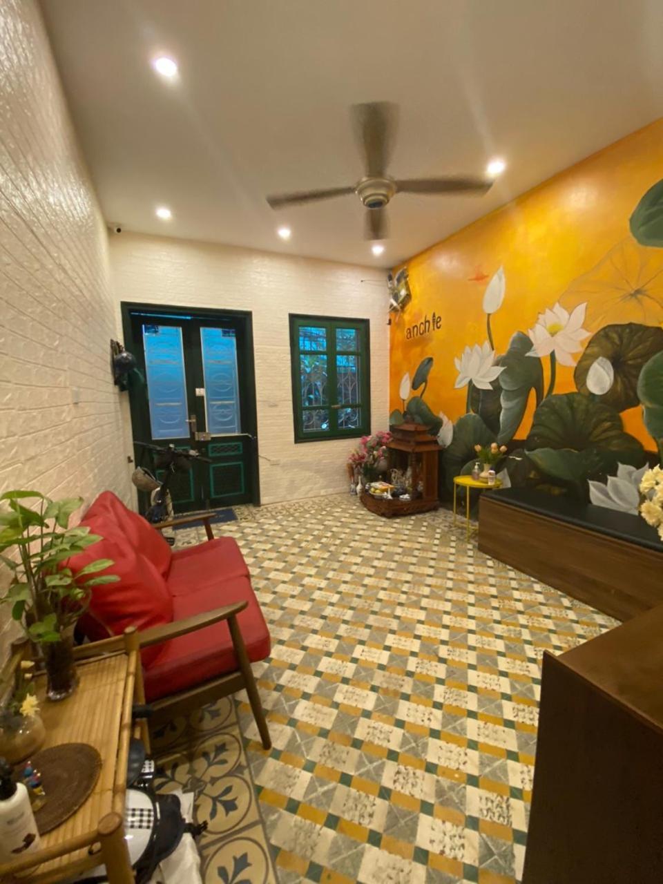Homestay Anchie Ly Nam De- Ha Noi Train Street- Ha Noi Old Quarter