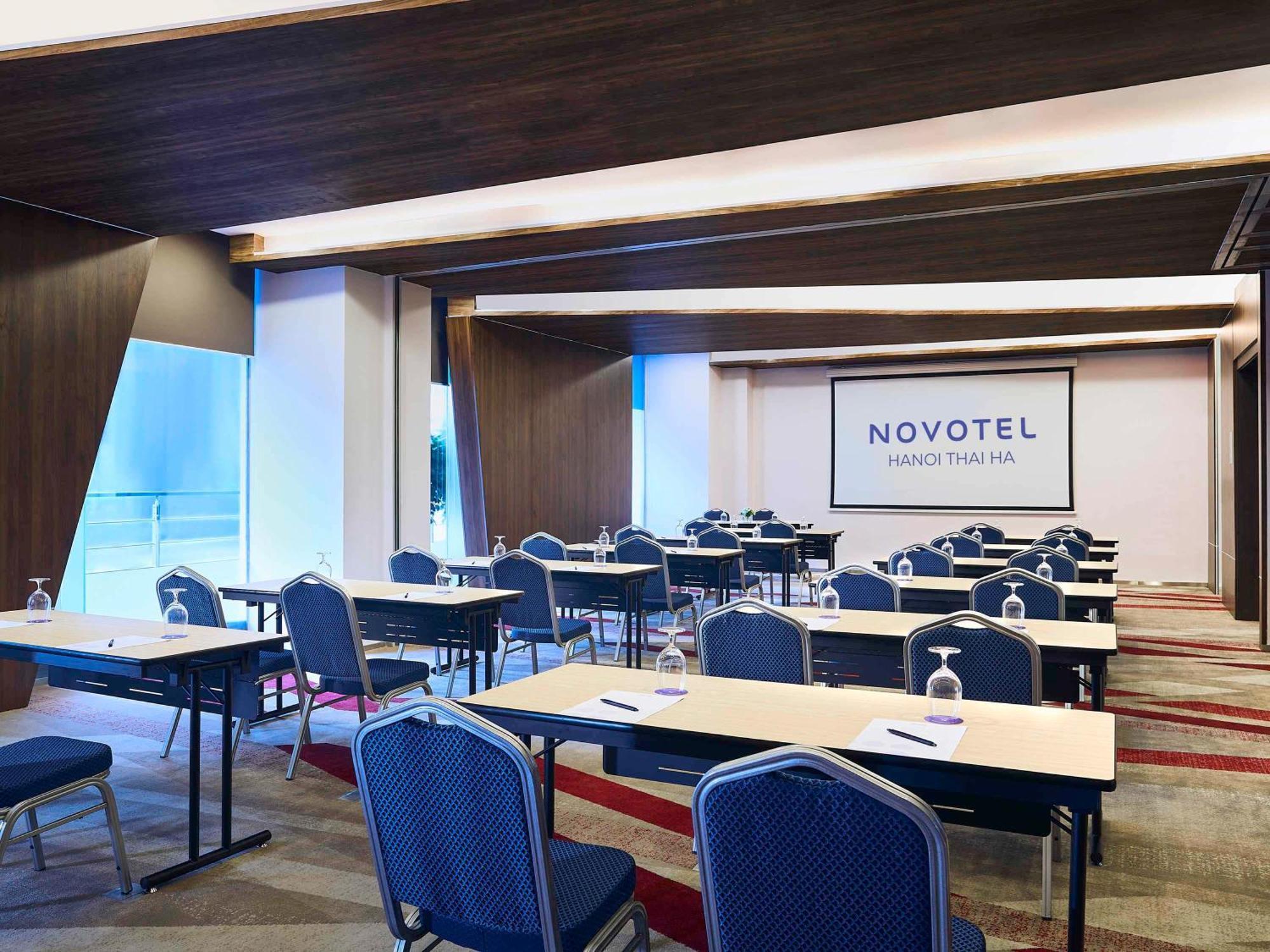 Novotel Thai Ha Hotel