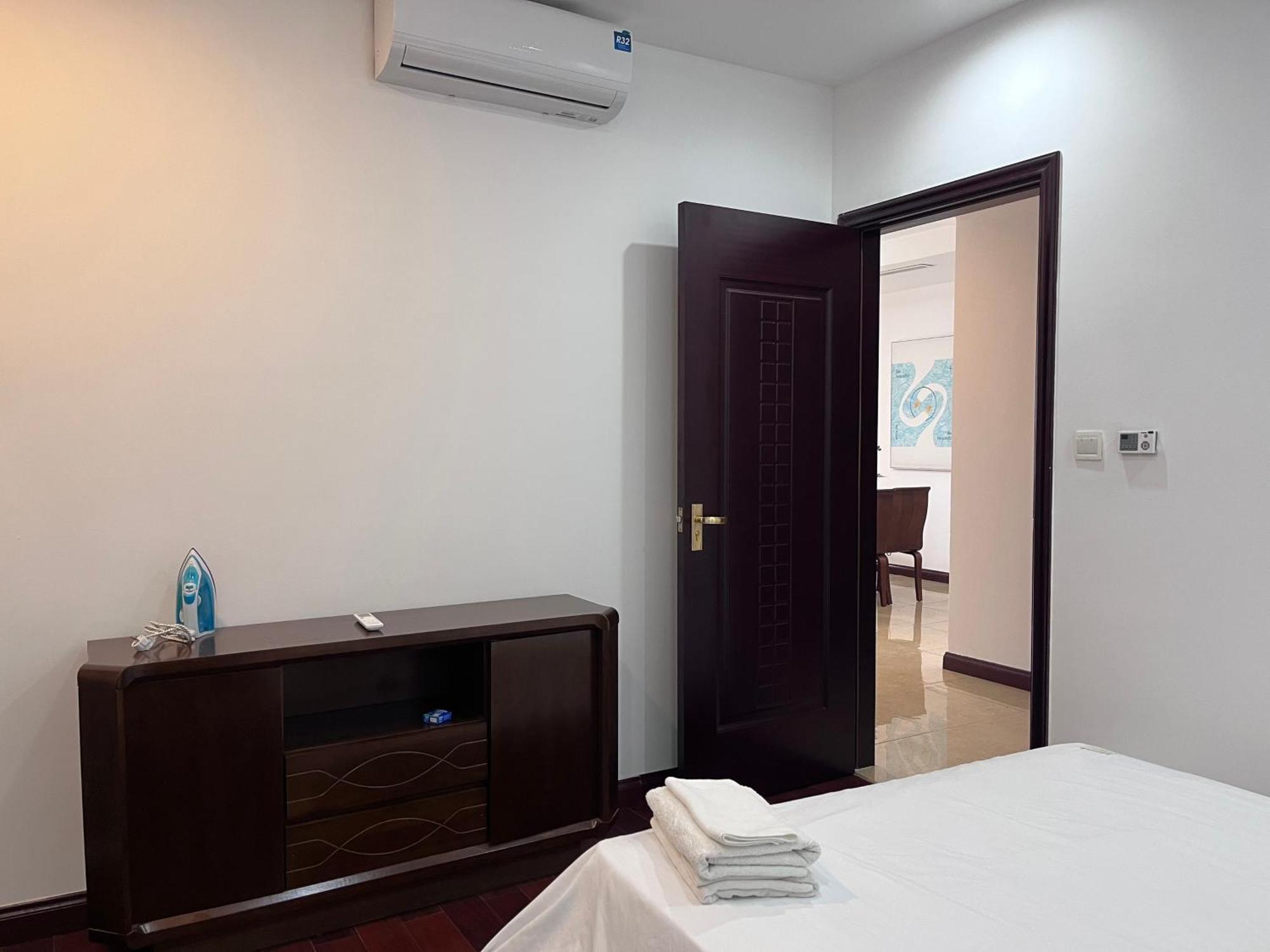 Vinhomes Royal Luxury 2 Br Hanoi