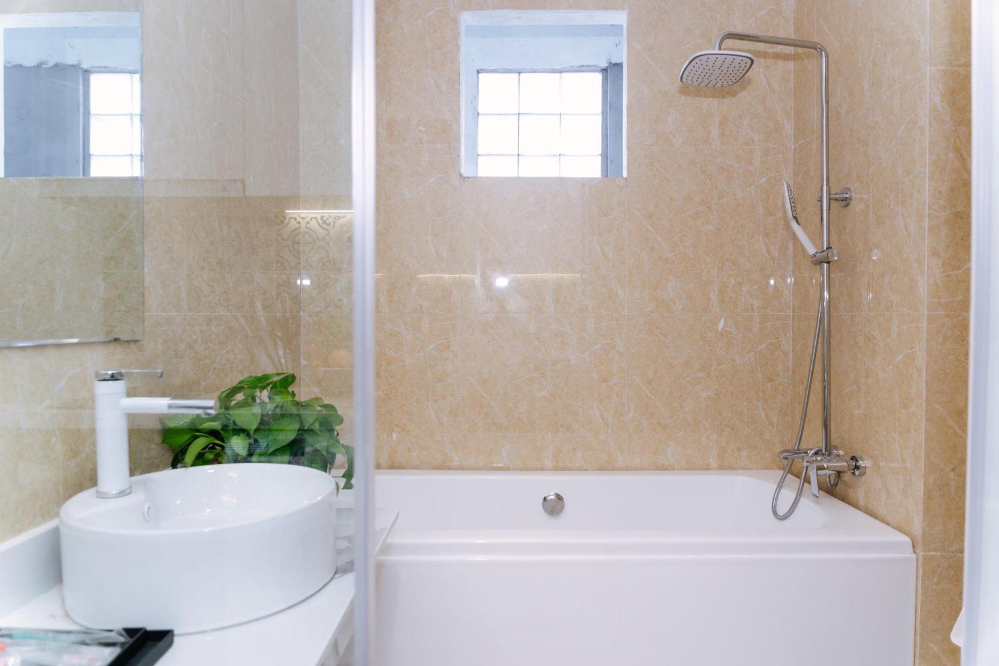 Aparthotel Alaya 14 Dao Tan-homestay And Hanoi