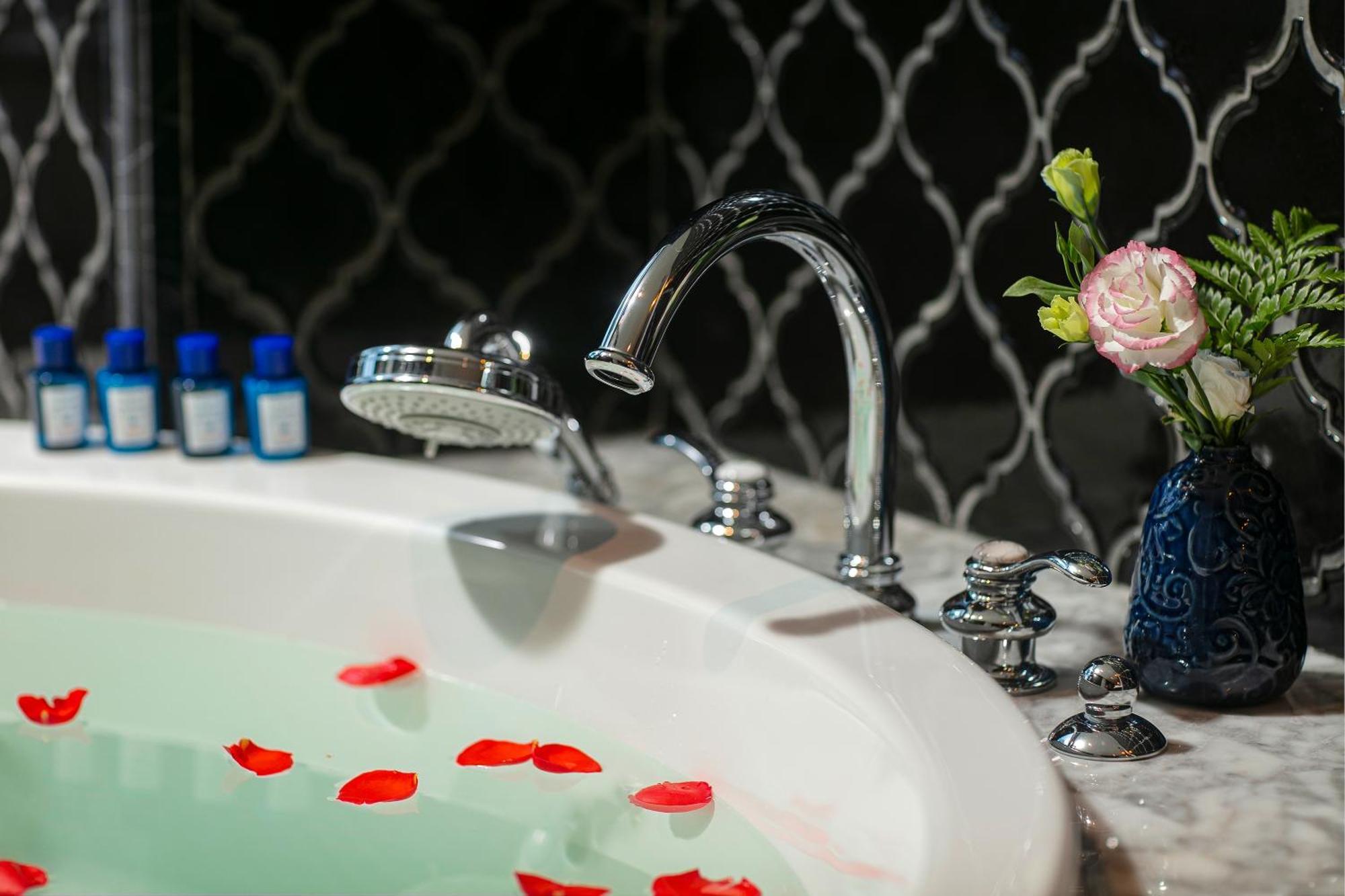 Le Chanvre & 4* Hà Nội