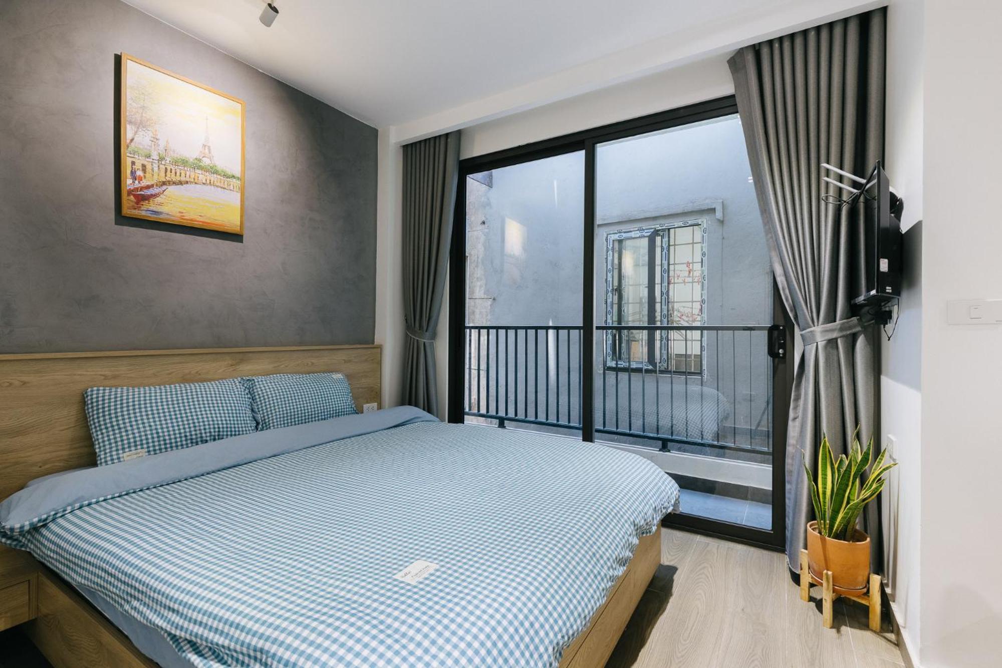 Khách sạn hẻo lánh Luck 8 - Westlake Balcony *