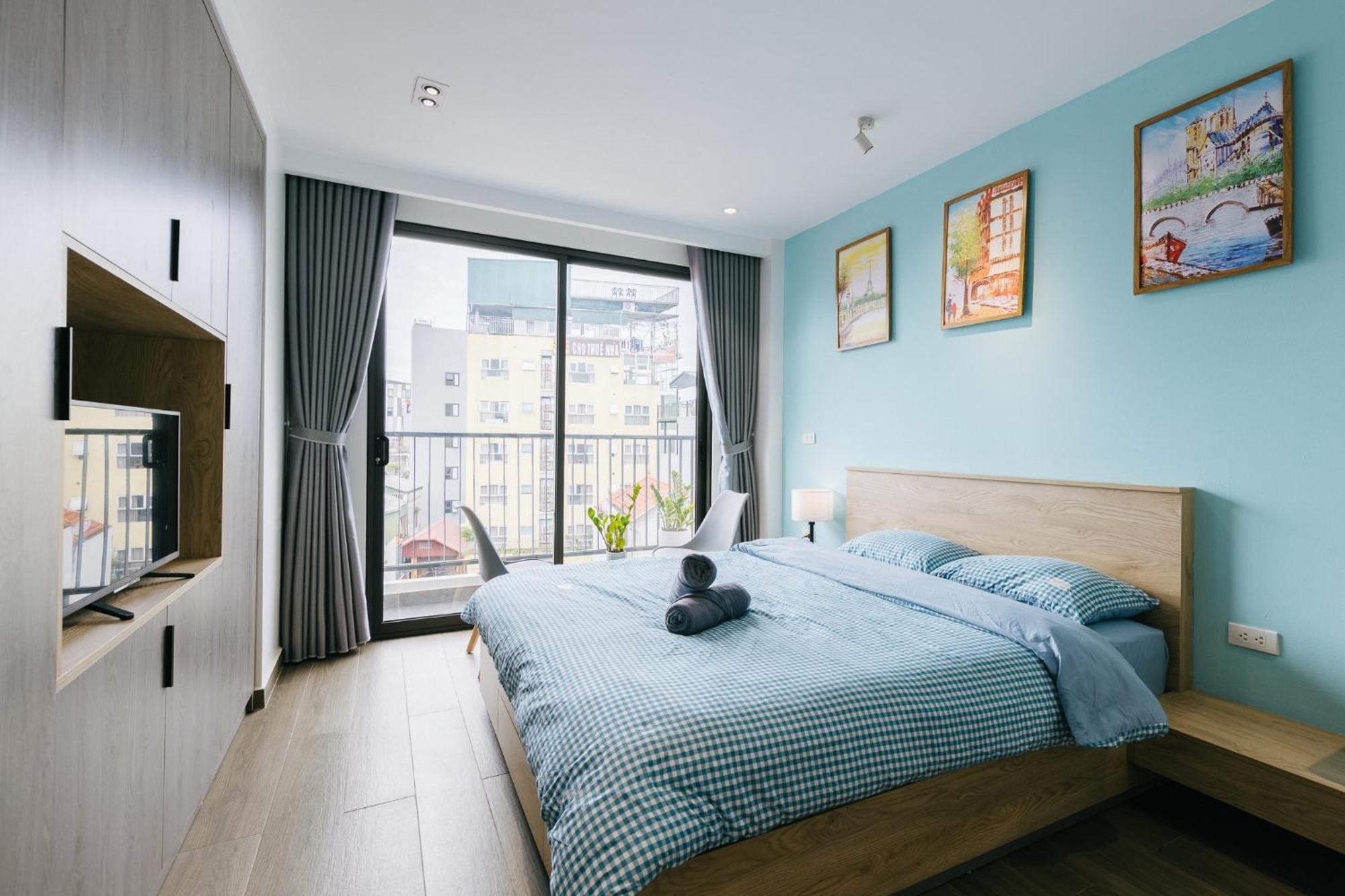 Khách sạn hẻo lánh Luck 8 - Westlake Balcony