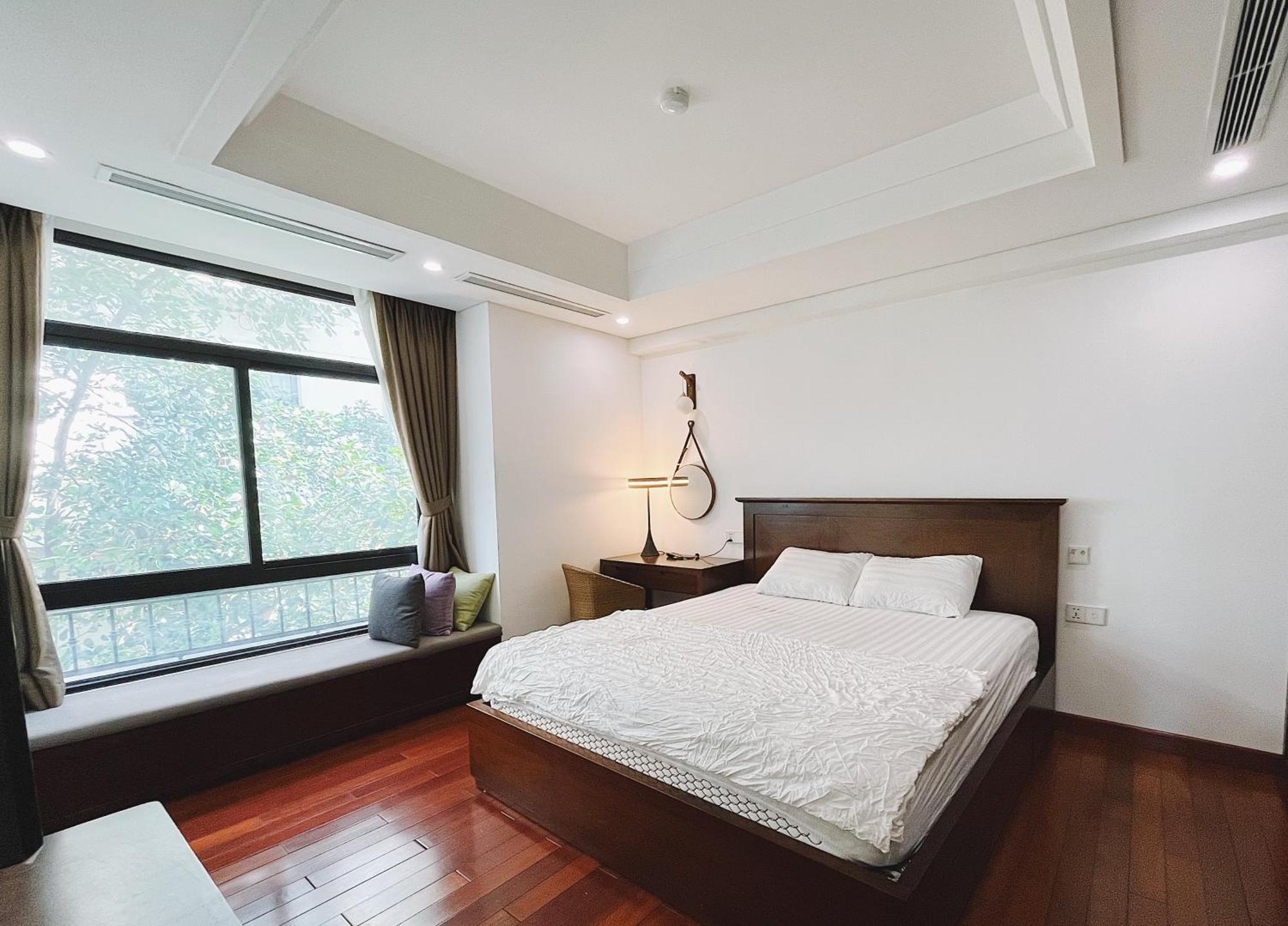 8 - Luxury Apartment, Open View Apartment Hanoi