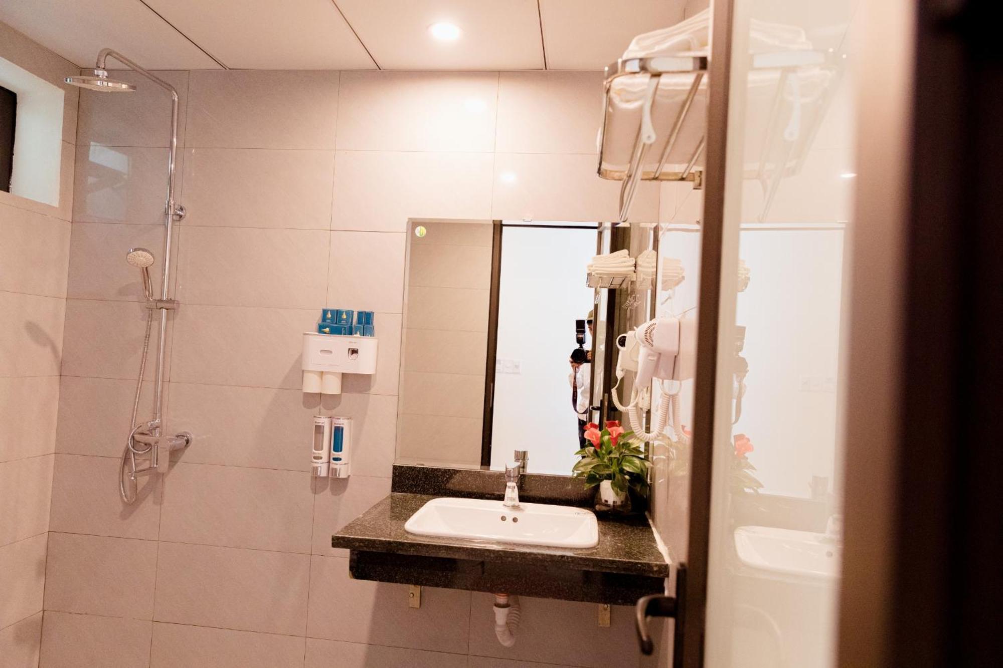 Hotel Vinh Son Noi Bai 3*