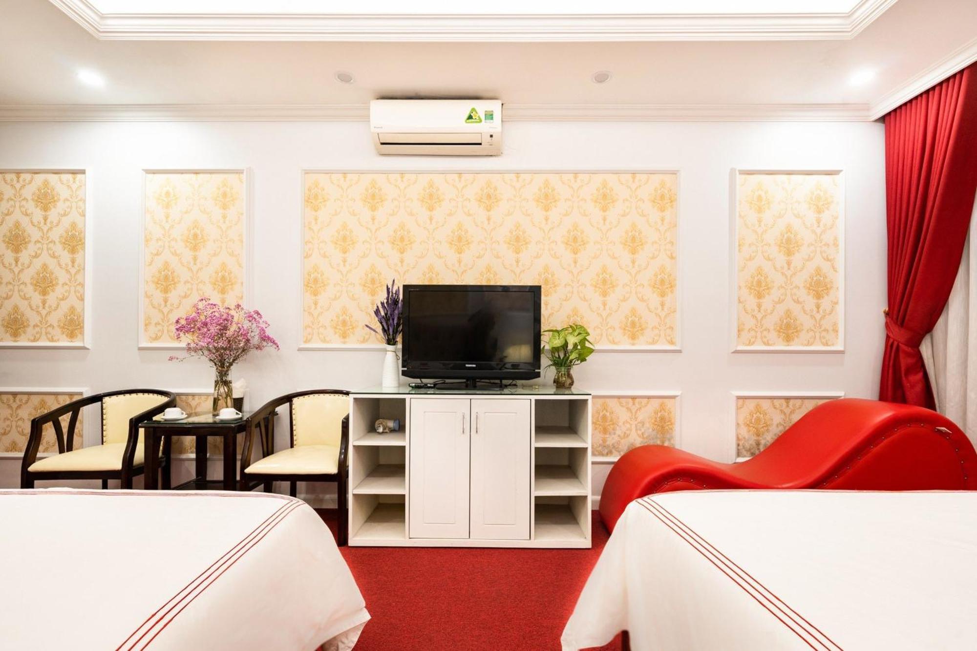 Kieu Anh - 81 Trung Kinh - By Bay Luxury Hotel Hanoi