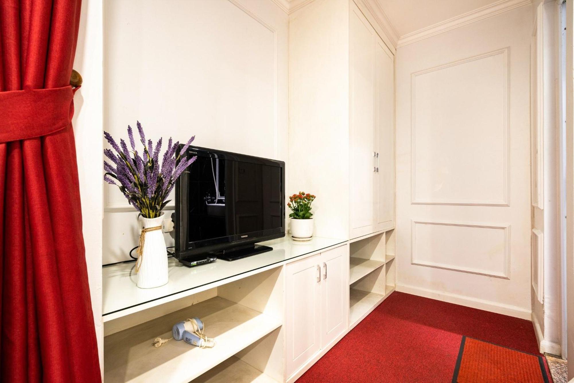 Kieu Anh - 81 Trung Kinh - By Bay Luxury Hotel