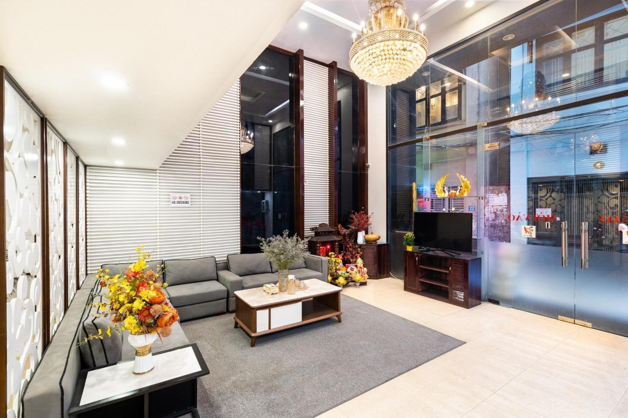 Hotel Kieu Anh - 81 Trung Kinh - By Bay Luxury