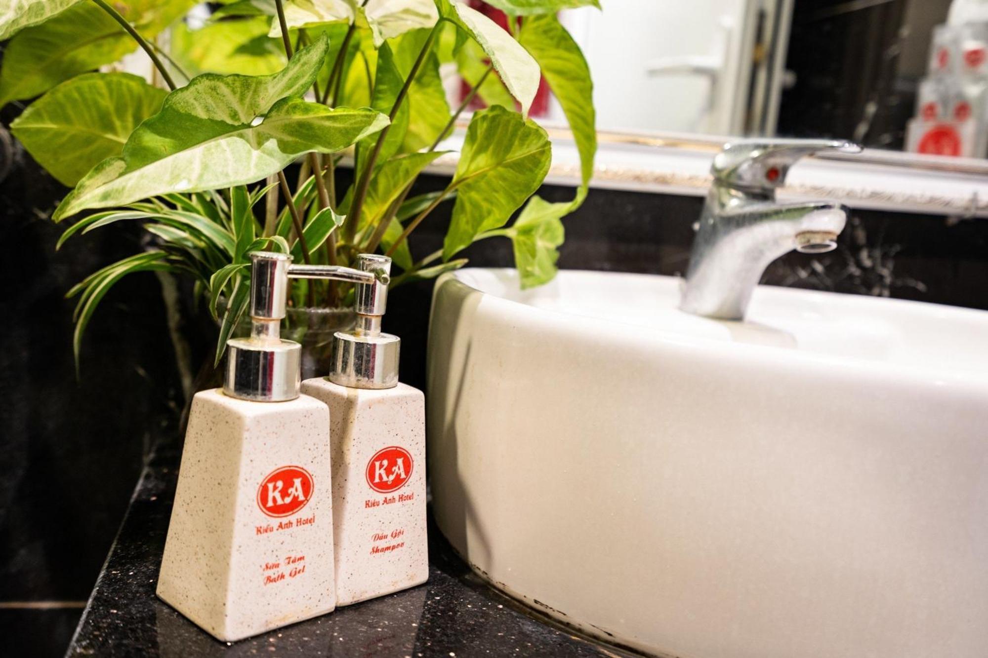 Hotel Kieu Anh - 81 Trung Kinh - By Bay Luxury Hanoi