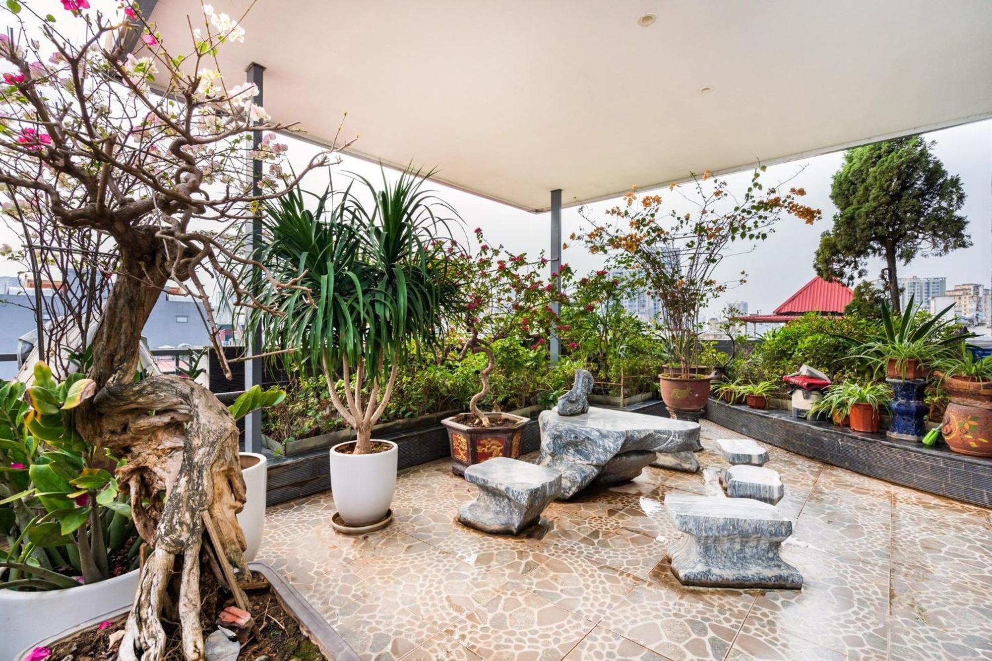 Kieu Anh - 81 Trung Kinh - By Bay Luxury Hanoi