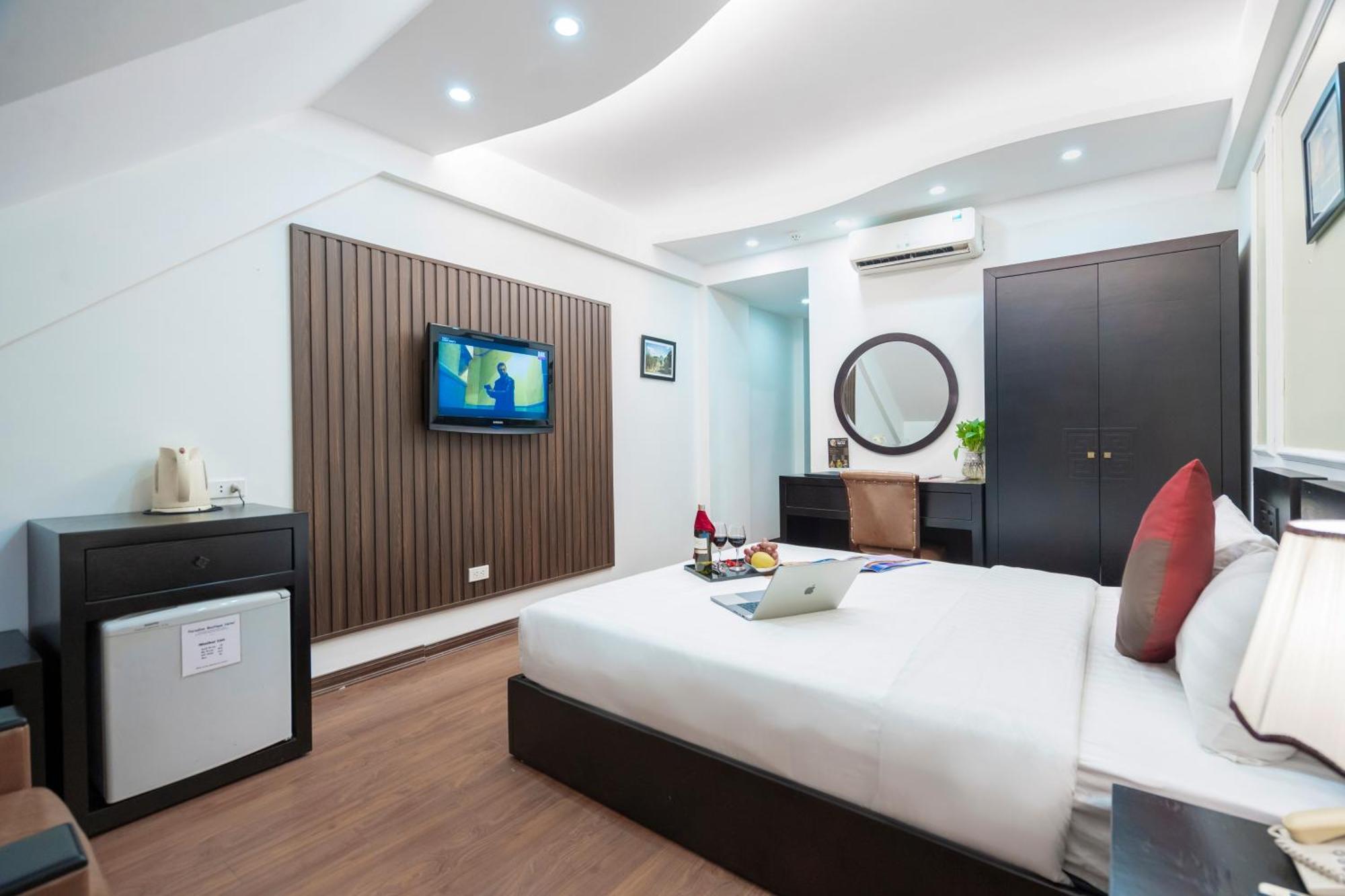 Hotel Paradise & Travel Hanoi