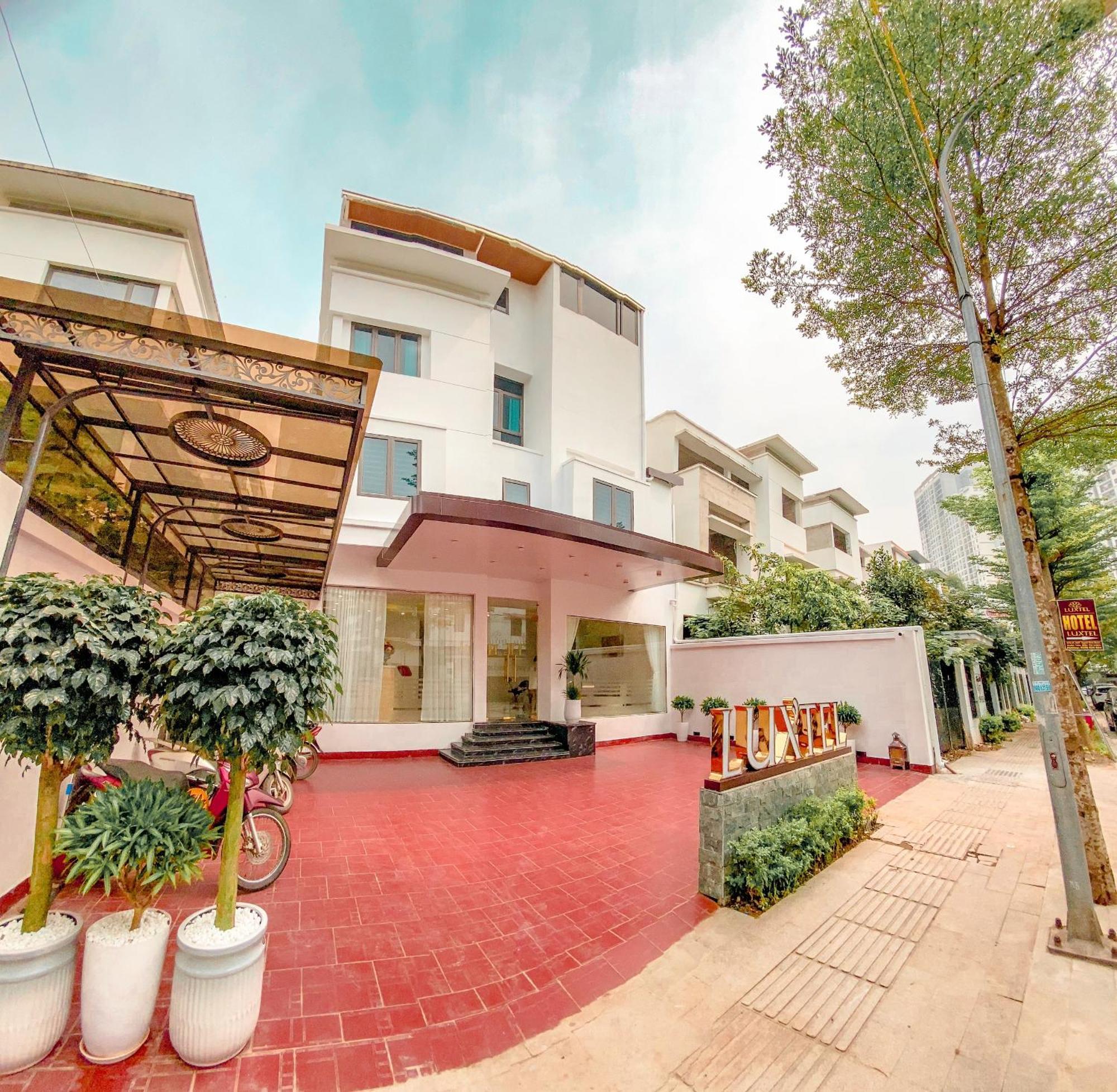 Hotel Luxtel Ngoai Giao Doan 2*
